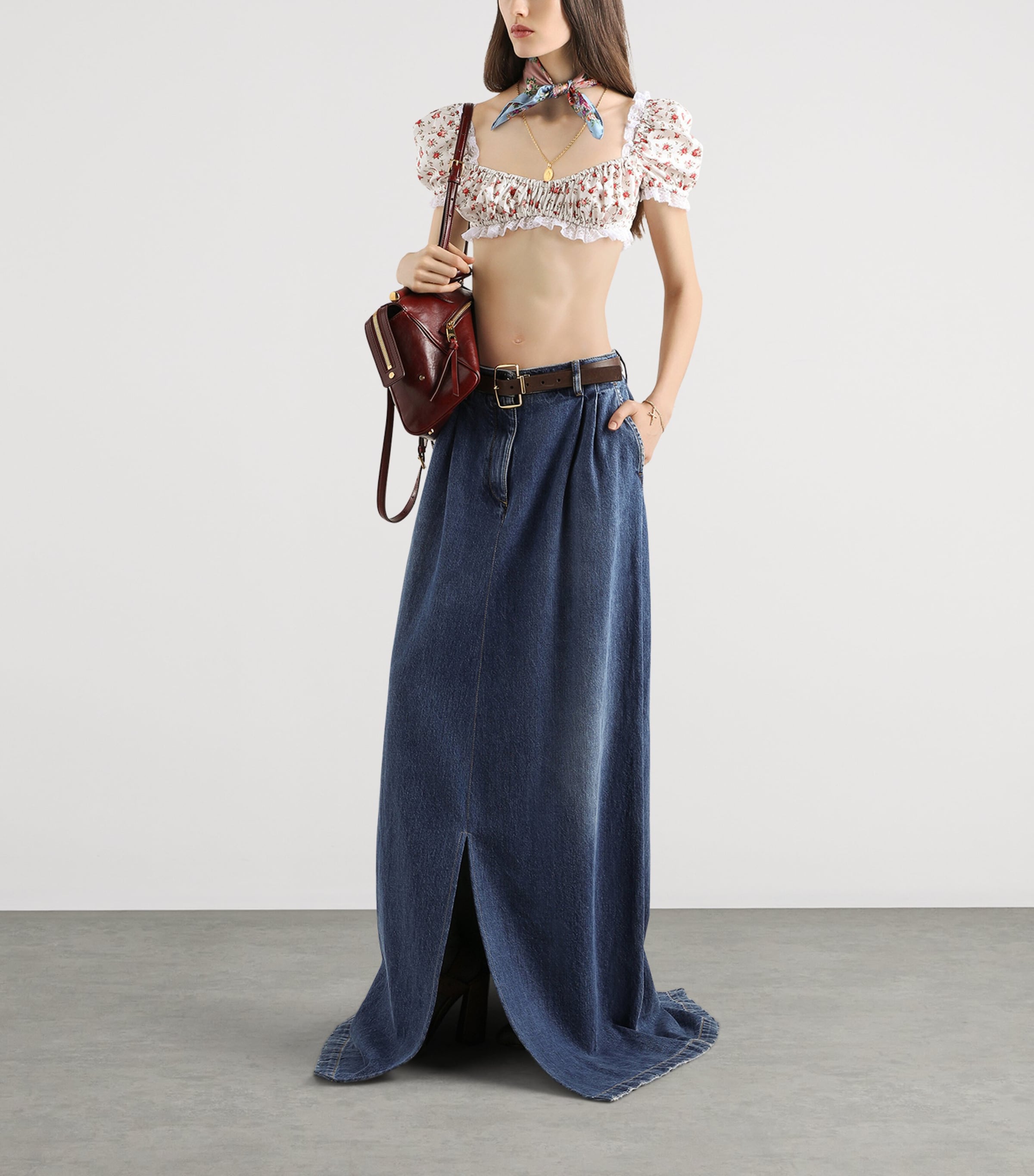 Dolce&Gabbana Womens Cotton-Blend Floral Crop Top Rose Image 2