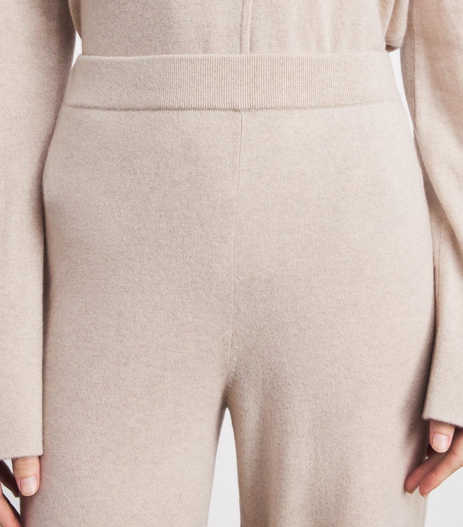 arch 4 Womens Kid Cashmere Spring Gardens Pyjama Set Feather Image 5