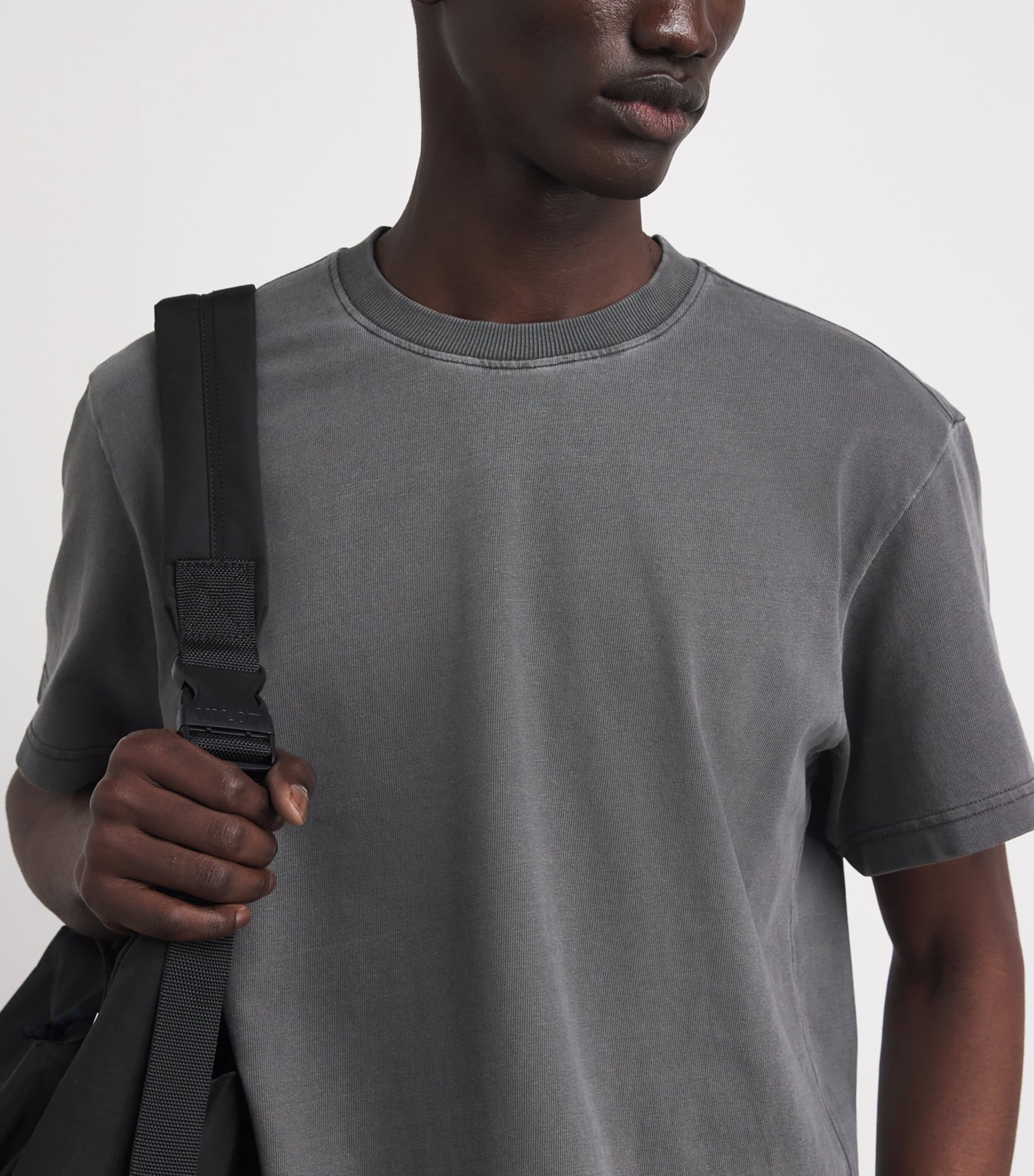 PAIGE Mens Cotton Short-Sleeve T-Shirt Vintage Faded Chrcl Image 3