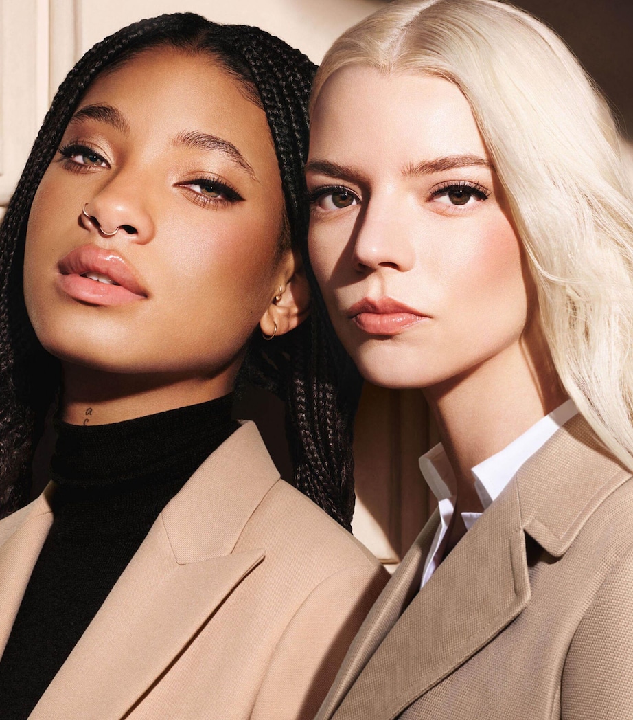 Dior Forever Nude Matte Filter Powder 02 LIGHT Image 4