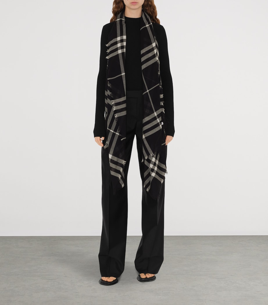 Wool Wide Check Scarf BLACK/CALICO IP CHK Image 4