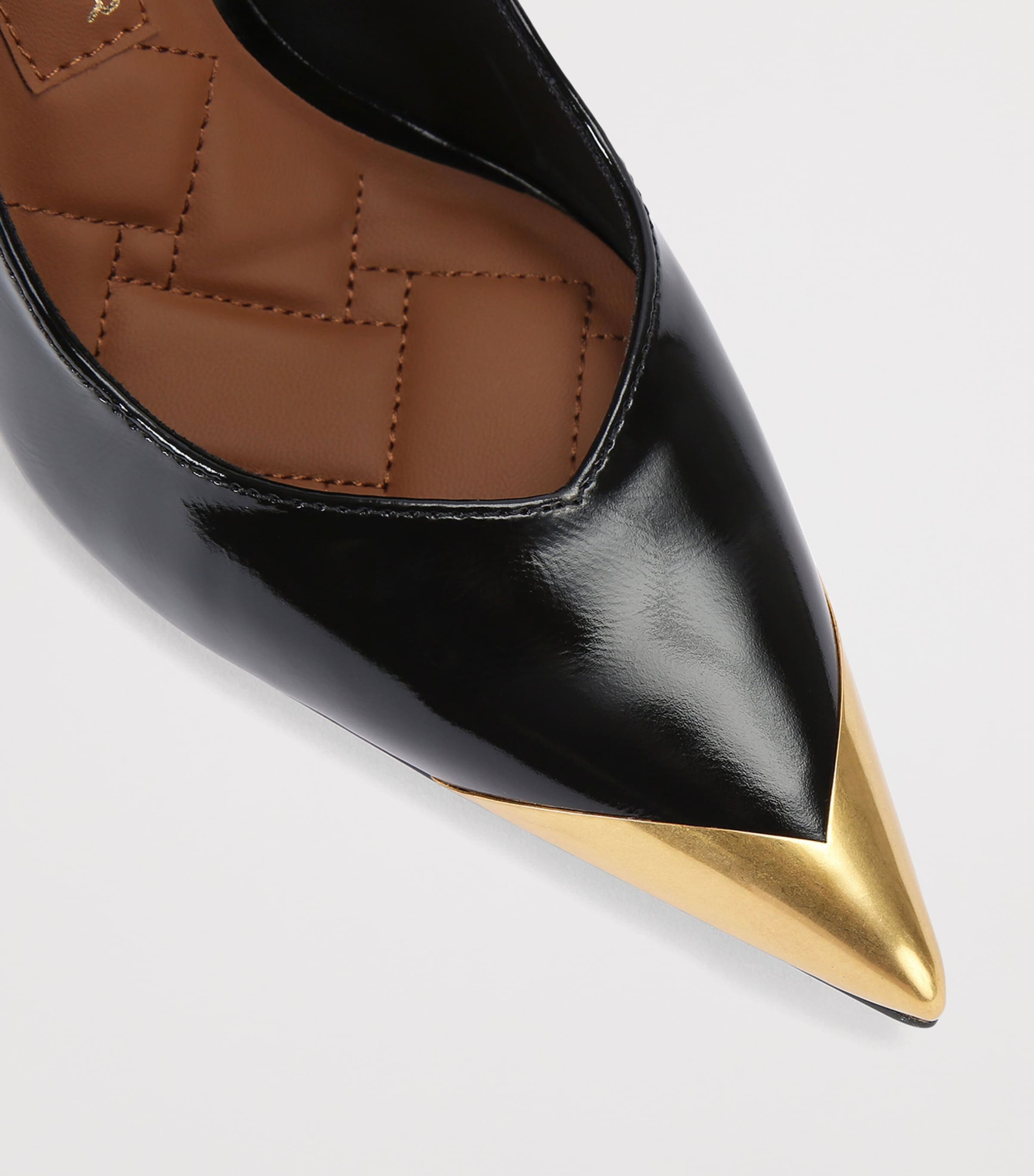 Patent Leather Regent Court Pumps BLACK Image 3