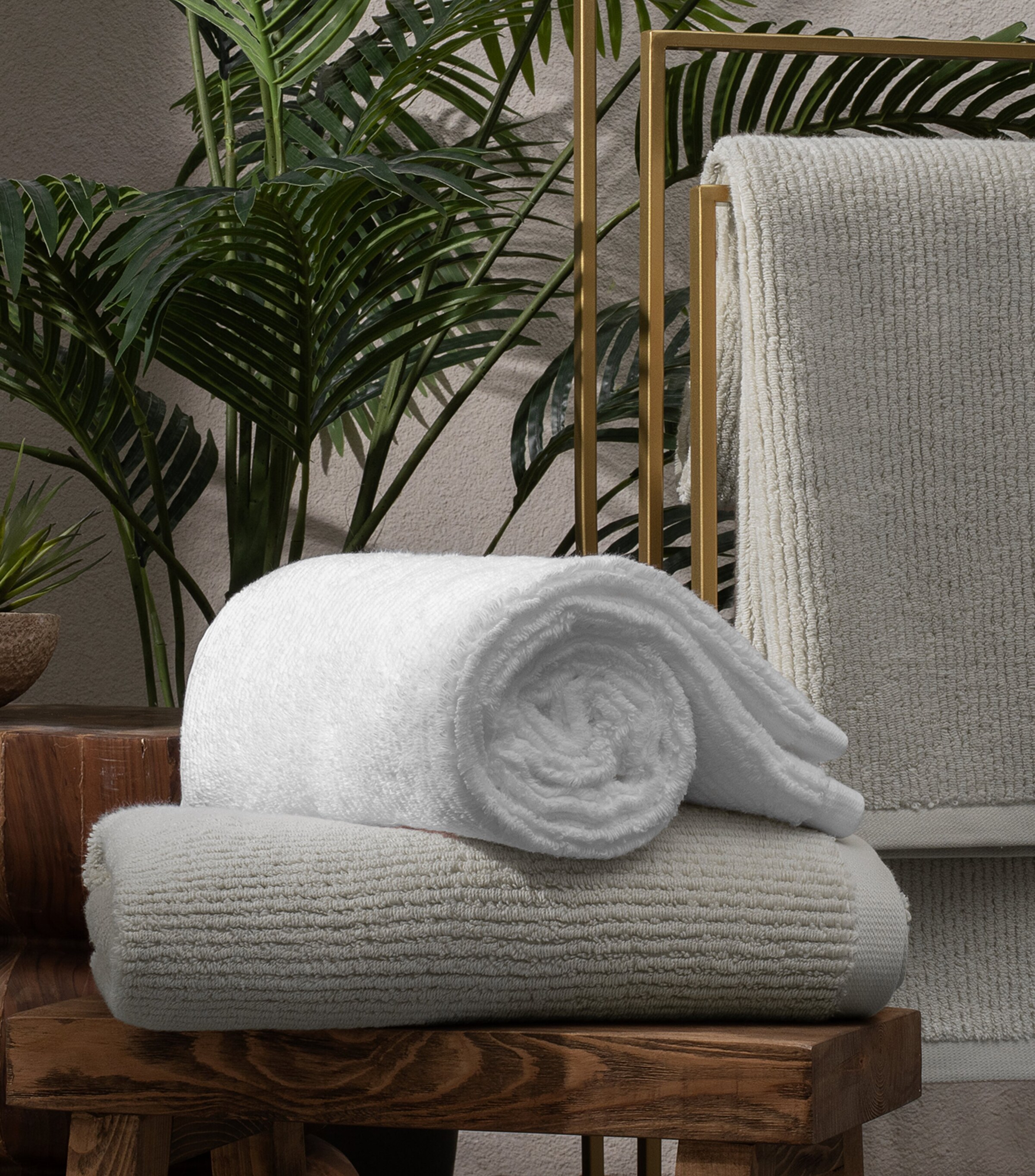 Organic Cotton Raya Bath Towel (76cm x 142cm) SAGE Image 2