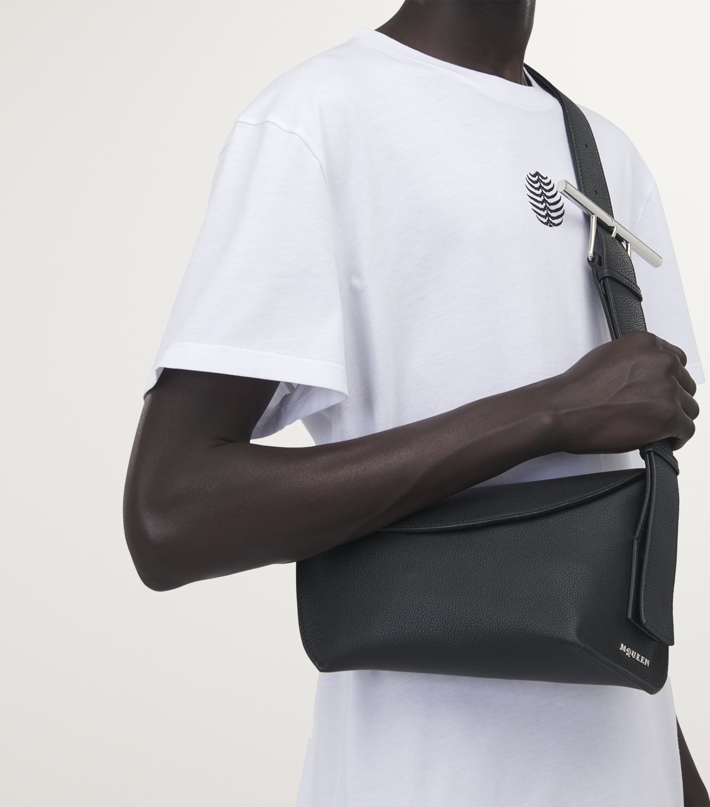 Leather The Sling Bag 1000 Image 5