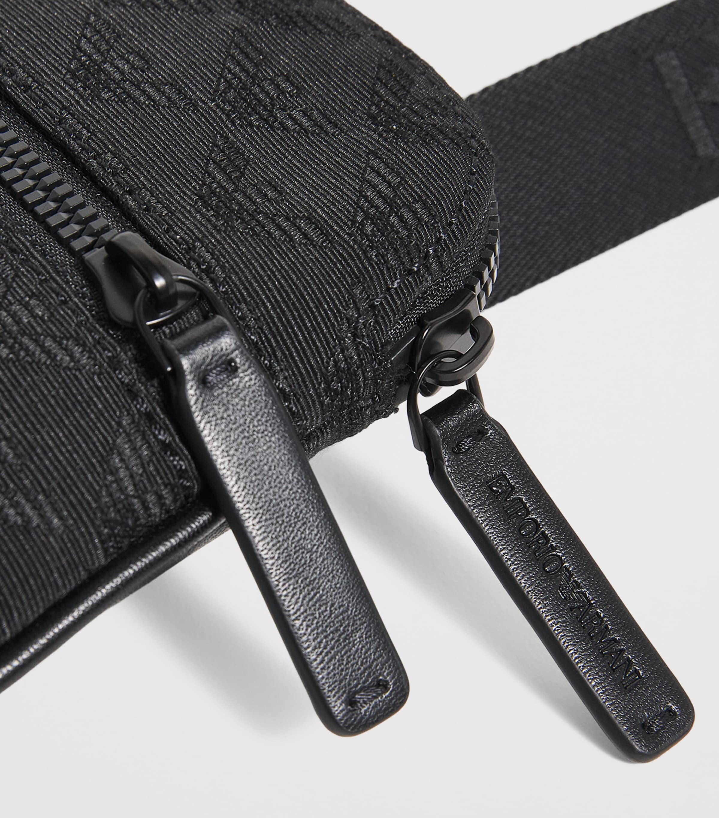 EMPORIO ARMANI ナイロン 　バックパック バックパック ナイロン オールオーバージャカード ロゴレタリング