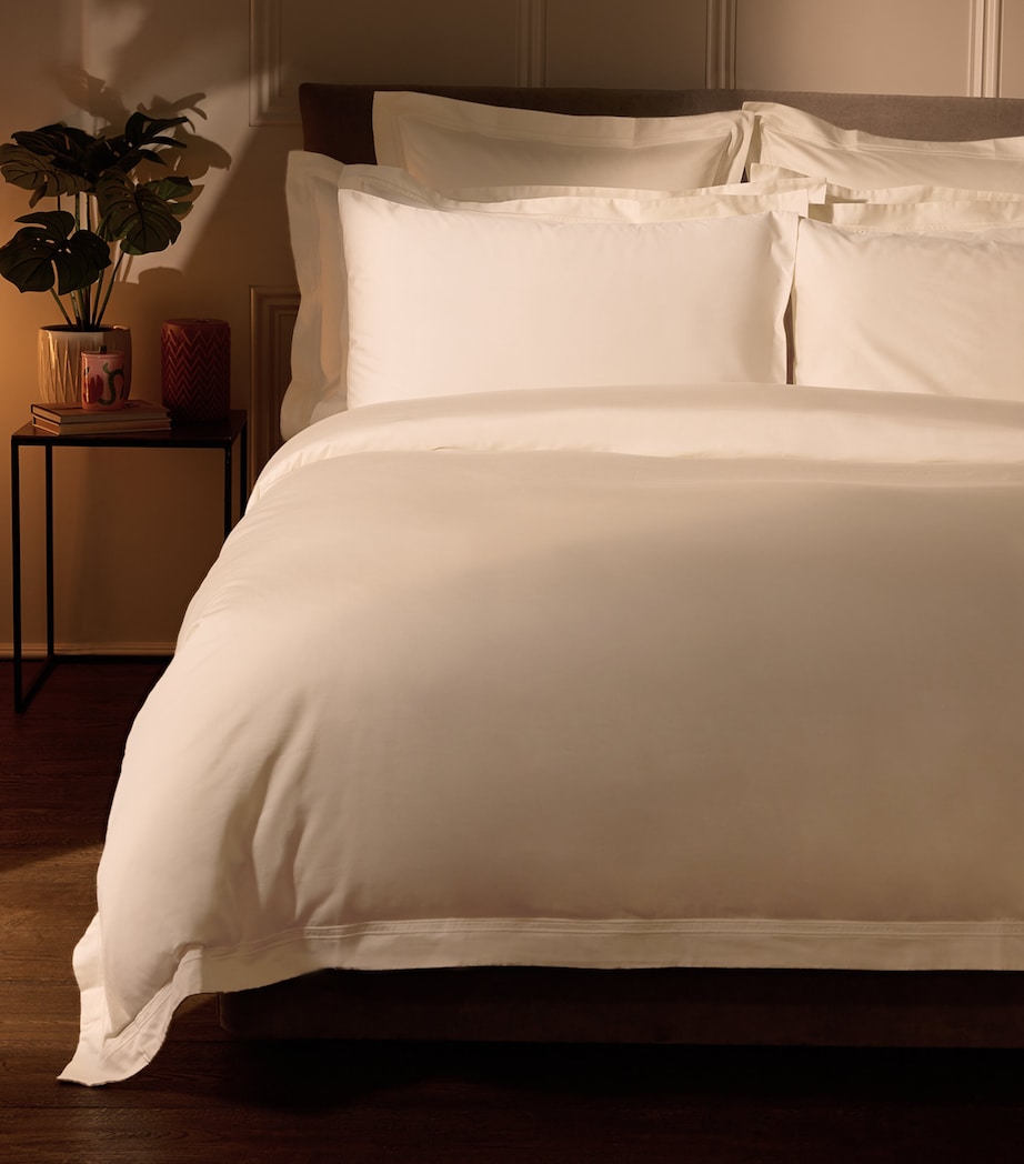 Harrods of London Brompton II Single Duvet Cover Set (135cm x 200cm) Ivory Image 2