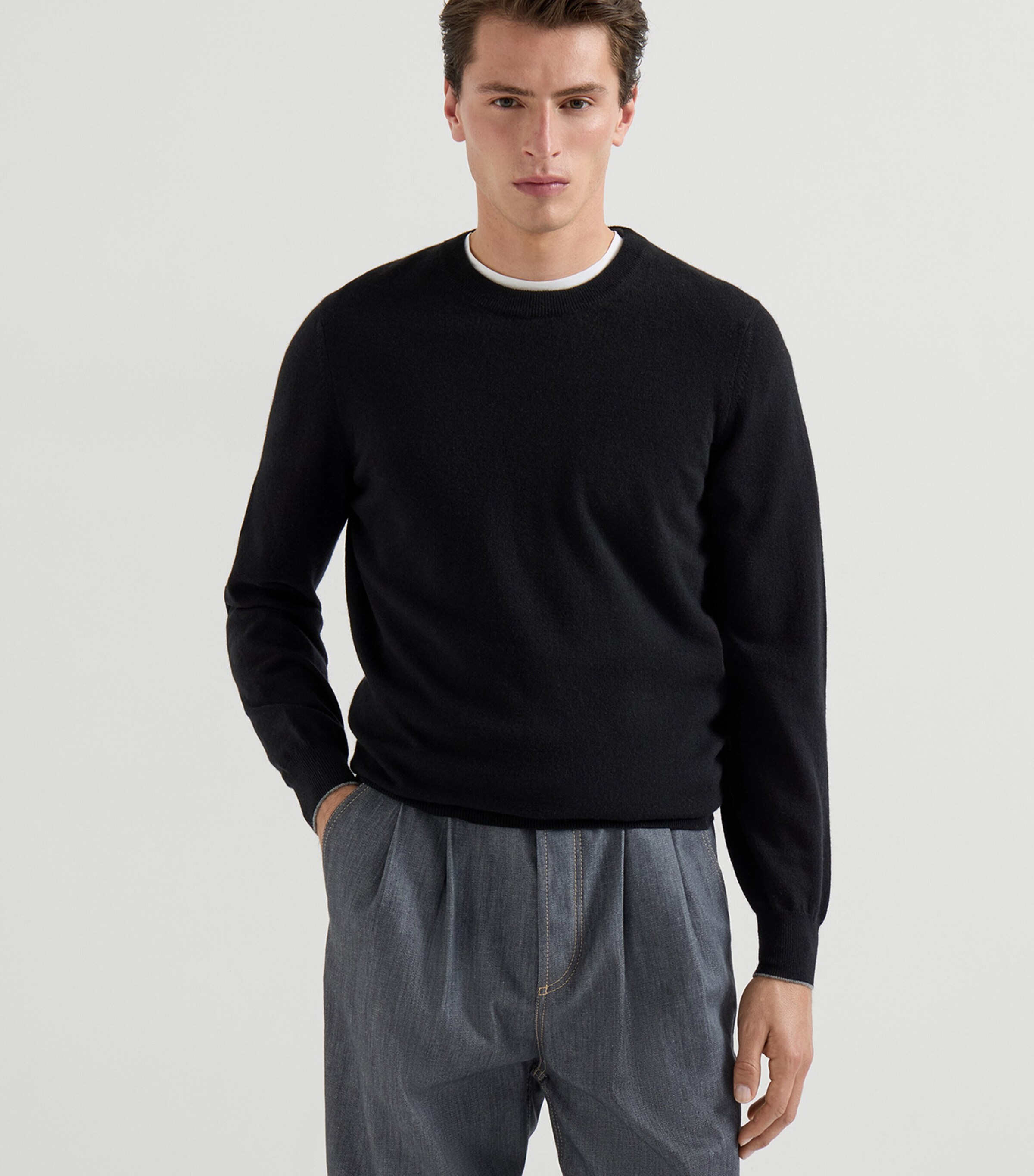 Brunello Cucinelli Mens Cashmere Crew-Neck Sweater Image 2