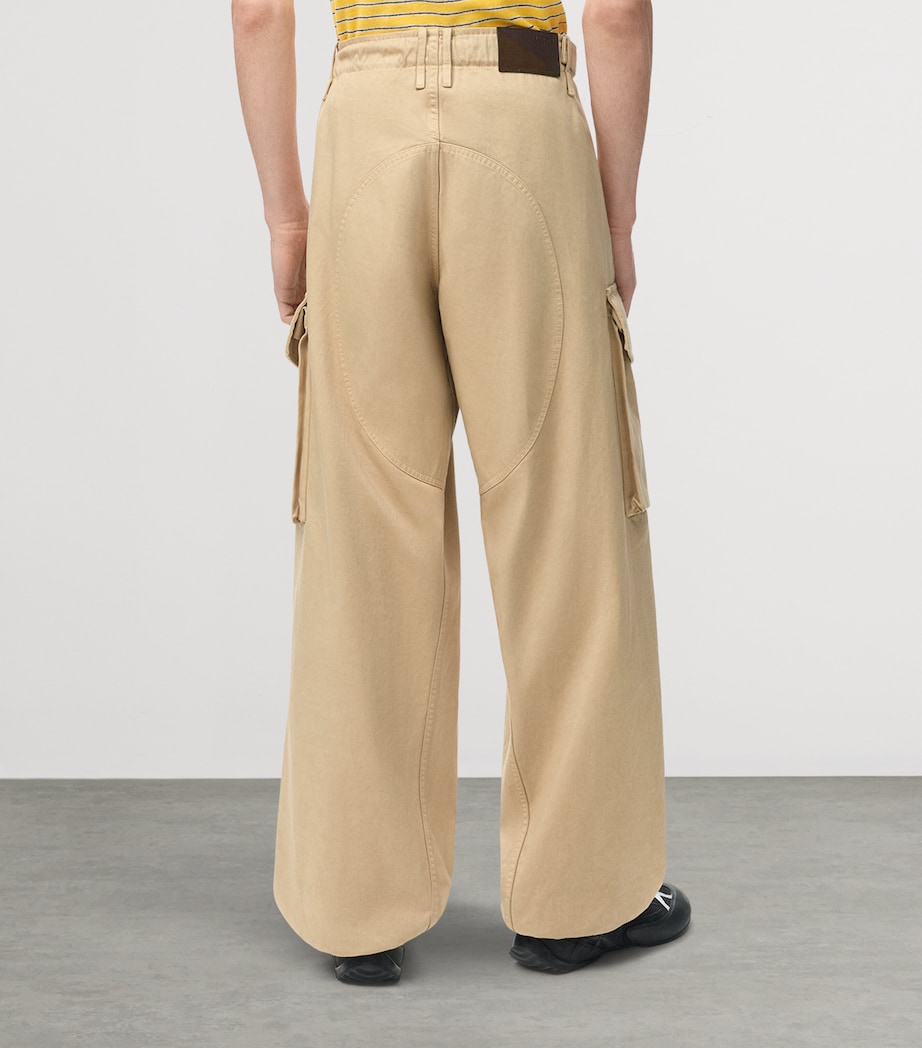 LOEWE Mens Cotton Pleated Cargo Trousers Beige Image 4