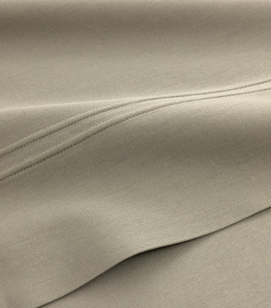 Yves Delorme Triomphe Kaki Super King Flat Sheet (270cm x 295cm) Kaki Image 3