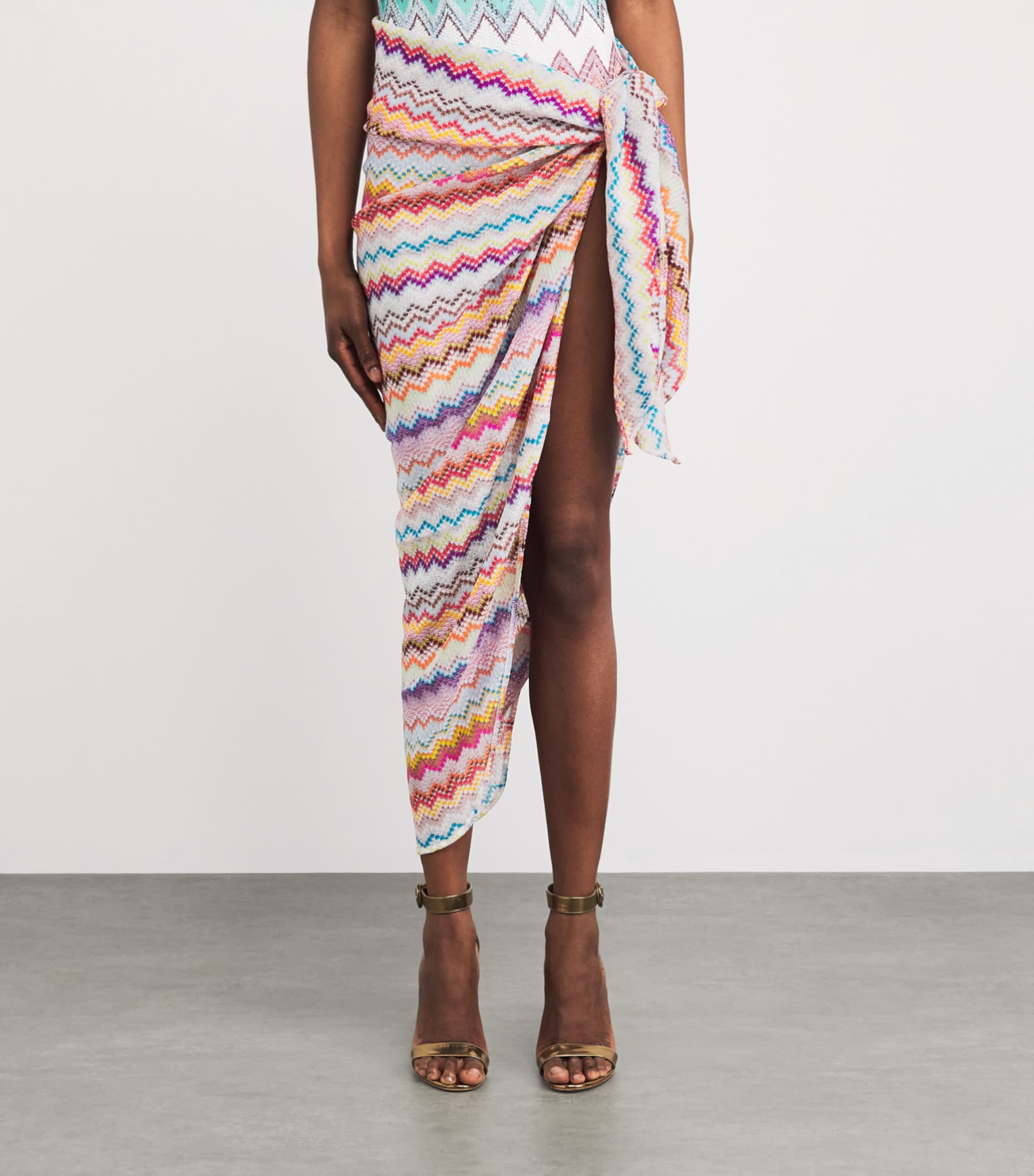 Pixel-Effect Zigzag Maxi Pareo 0001 Image 4