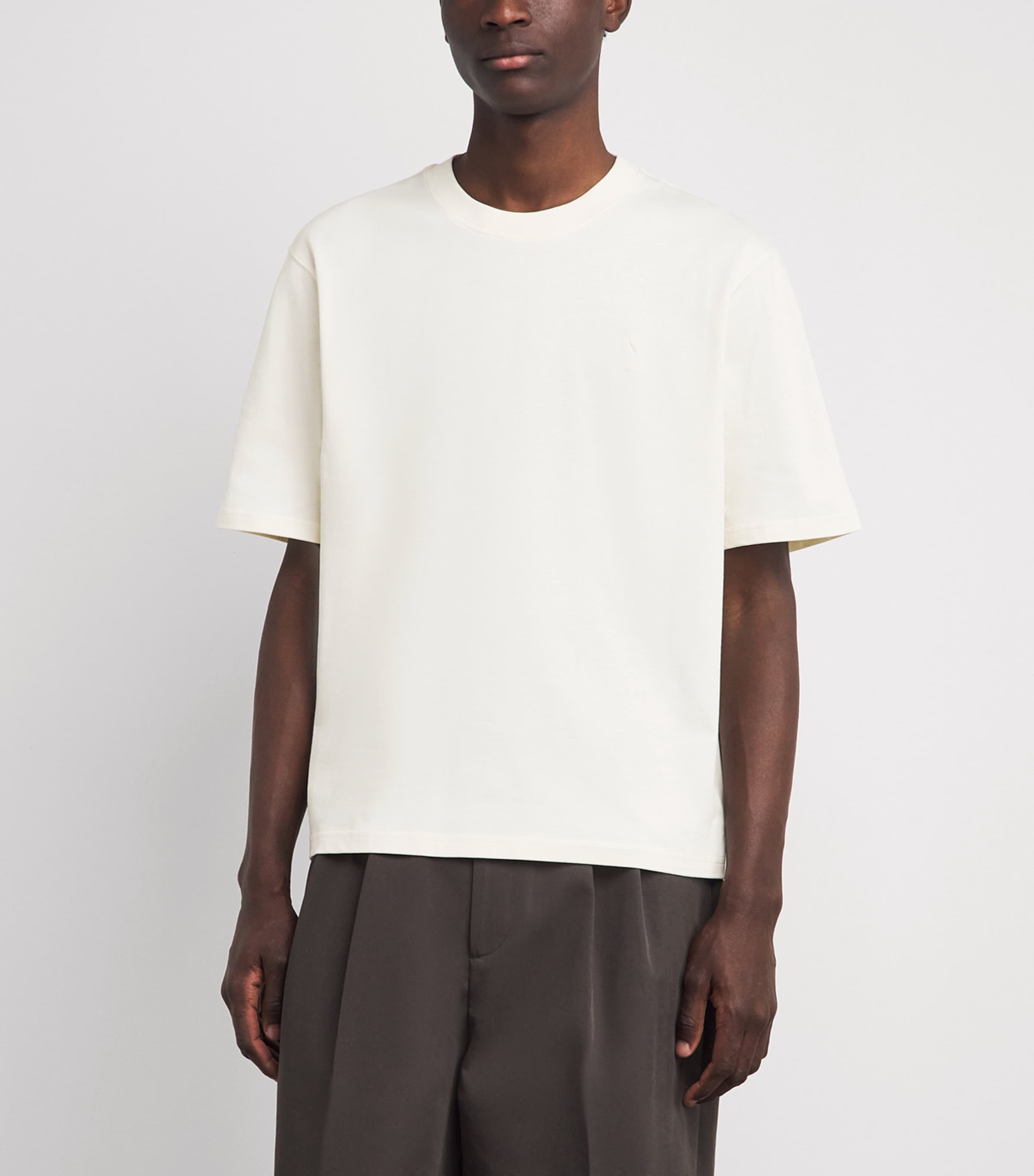 AMI Paris Mens Cotton Embossed Logo T-Shirt Blanc Creme Image 4