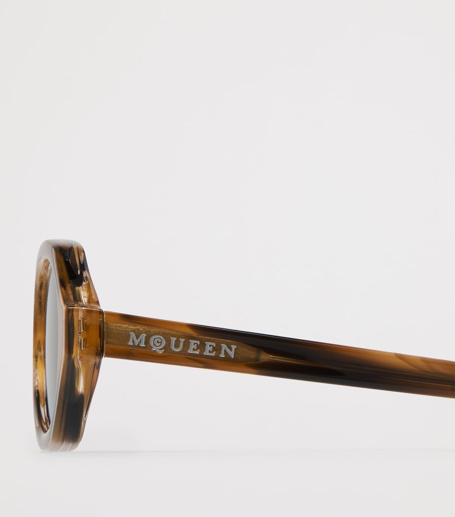 Oval Sunglasses 2312 Image 3