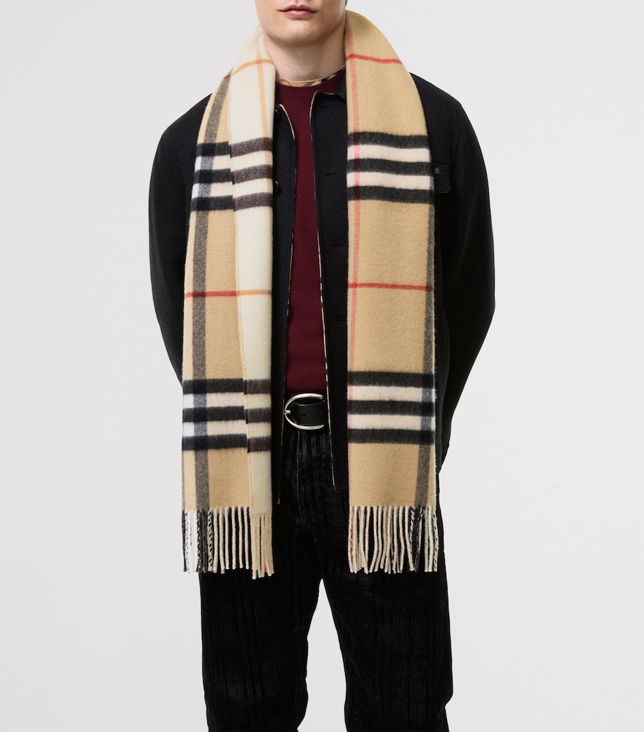 Burberry Cashmere Reversible Check Scarf Archive Beige/pebble Image 3