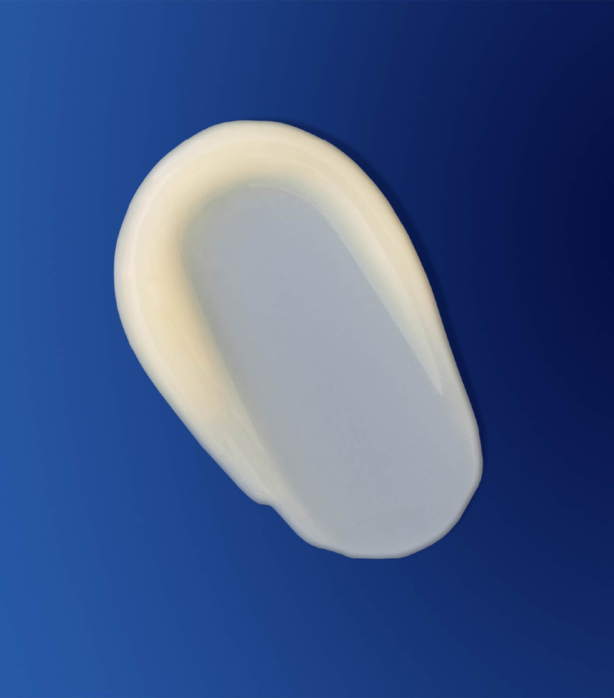 The Vitamin C Serum (30ml) NO COLOUR Image 2