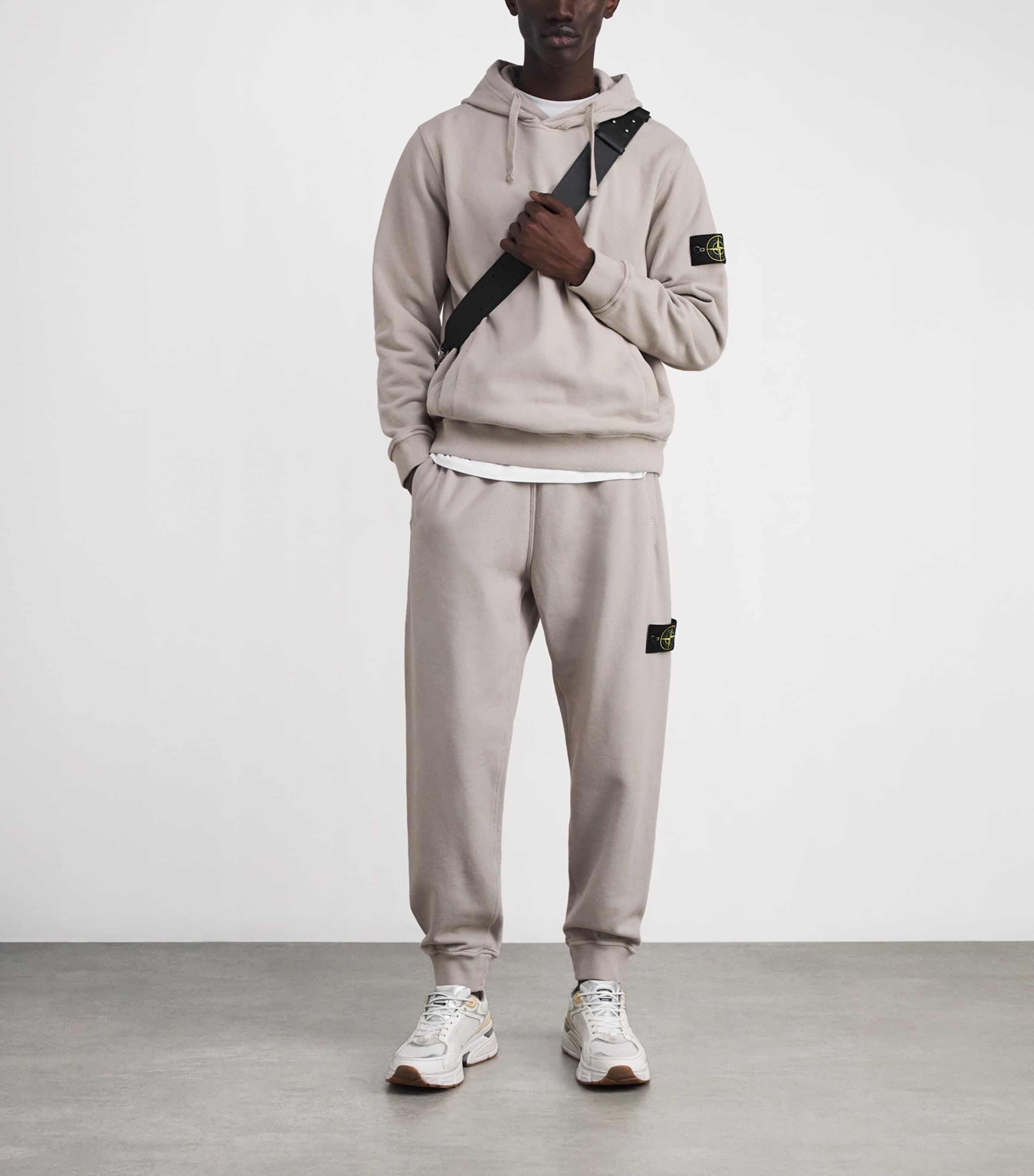 Cotton Compass Logo Sweatpants V0061 Image 2