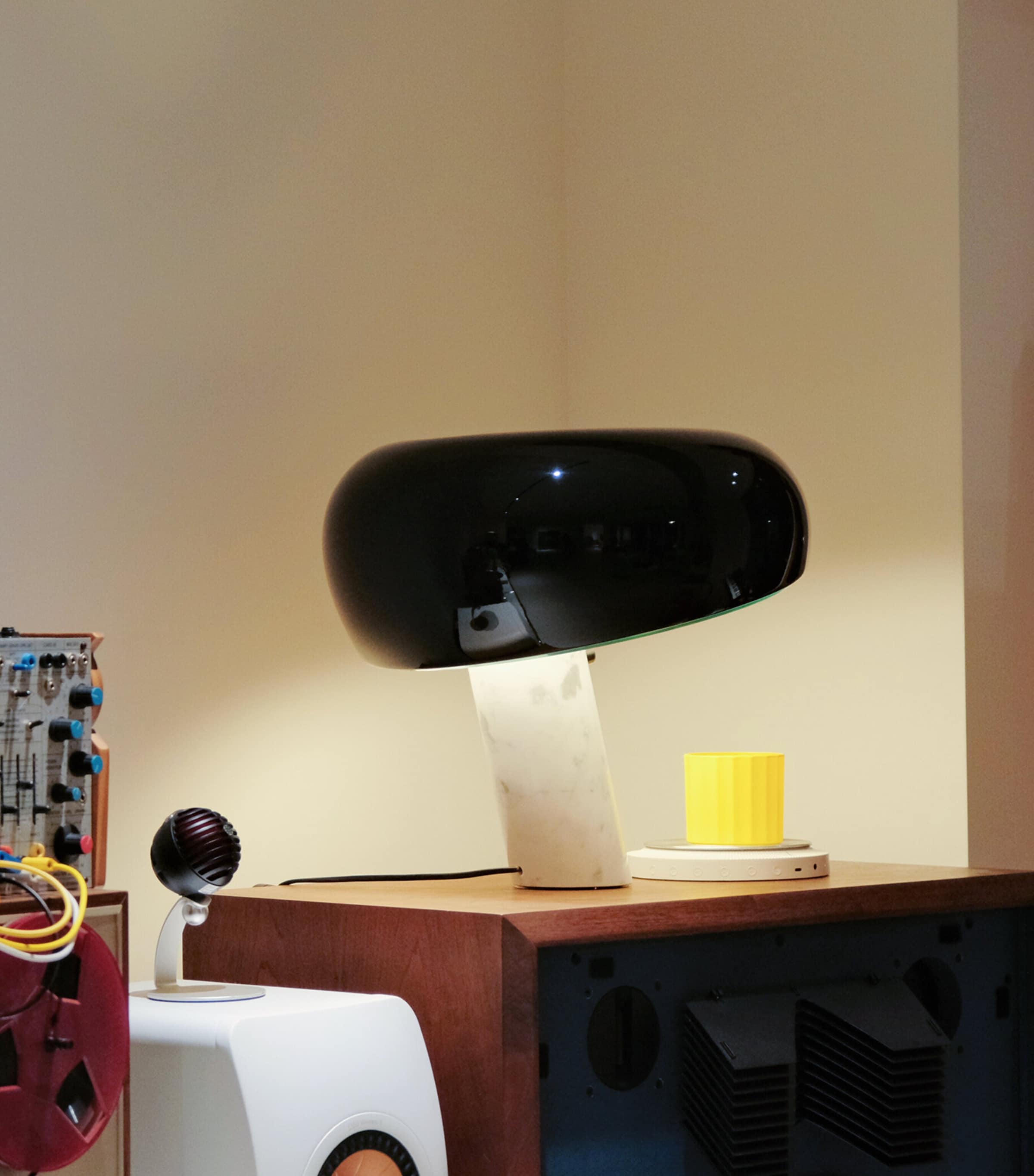 Flos Marble Snoopy Table Lamp Image 3