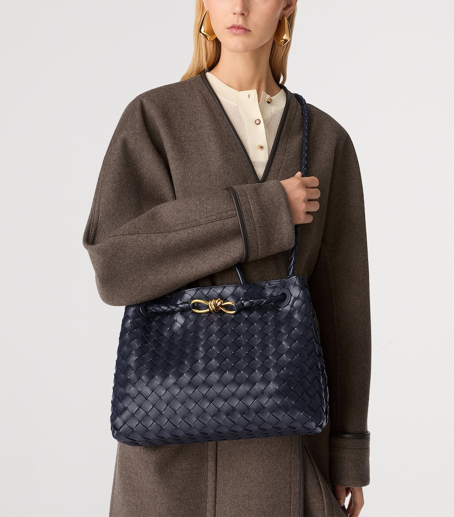 Medium Leather Andiamo Shoulder Bag 4181 Image 4