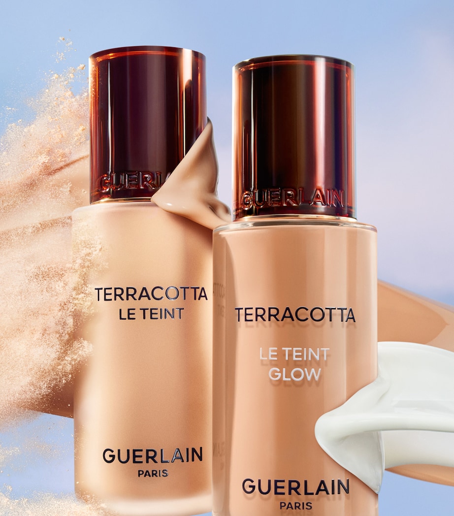 Terracotta Le Teint Glow Foundation 0C Image 6