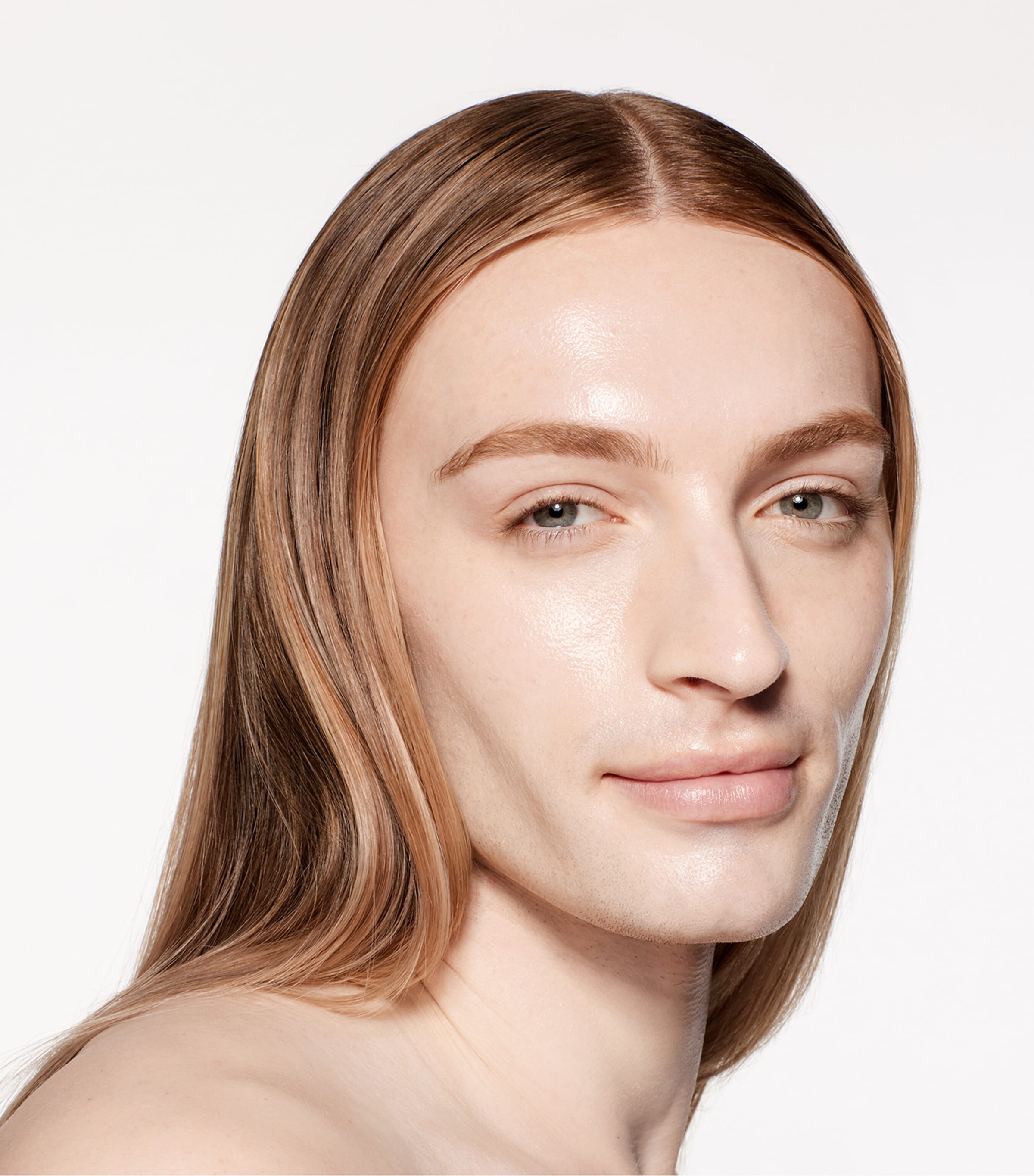 Shiseido Revitalessence Skin Glow Foundation SPF 30 Ivory Image 3