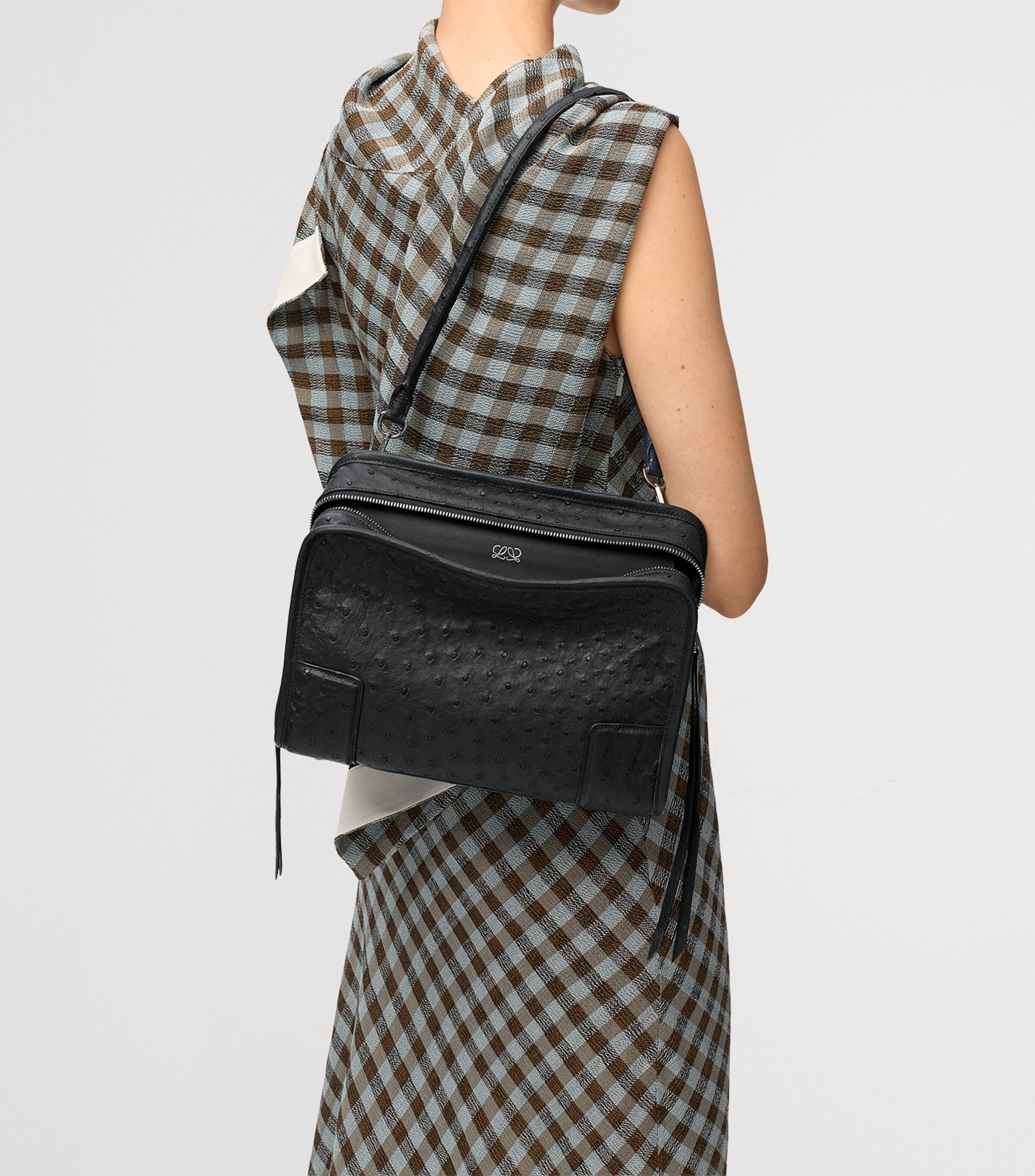 LOEWE Small Ostrich Leather Amazona 180 Top-Handle Bag Black Image 14