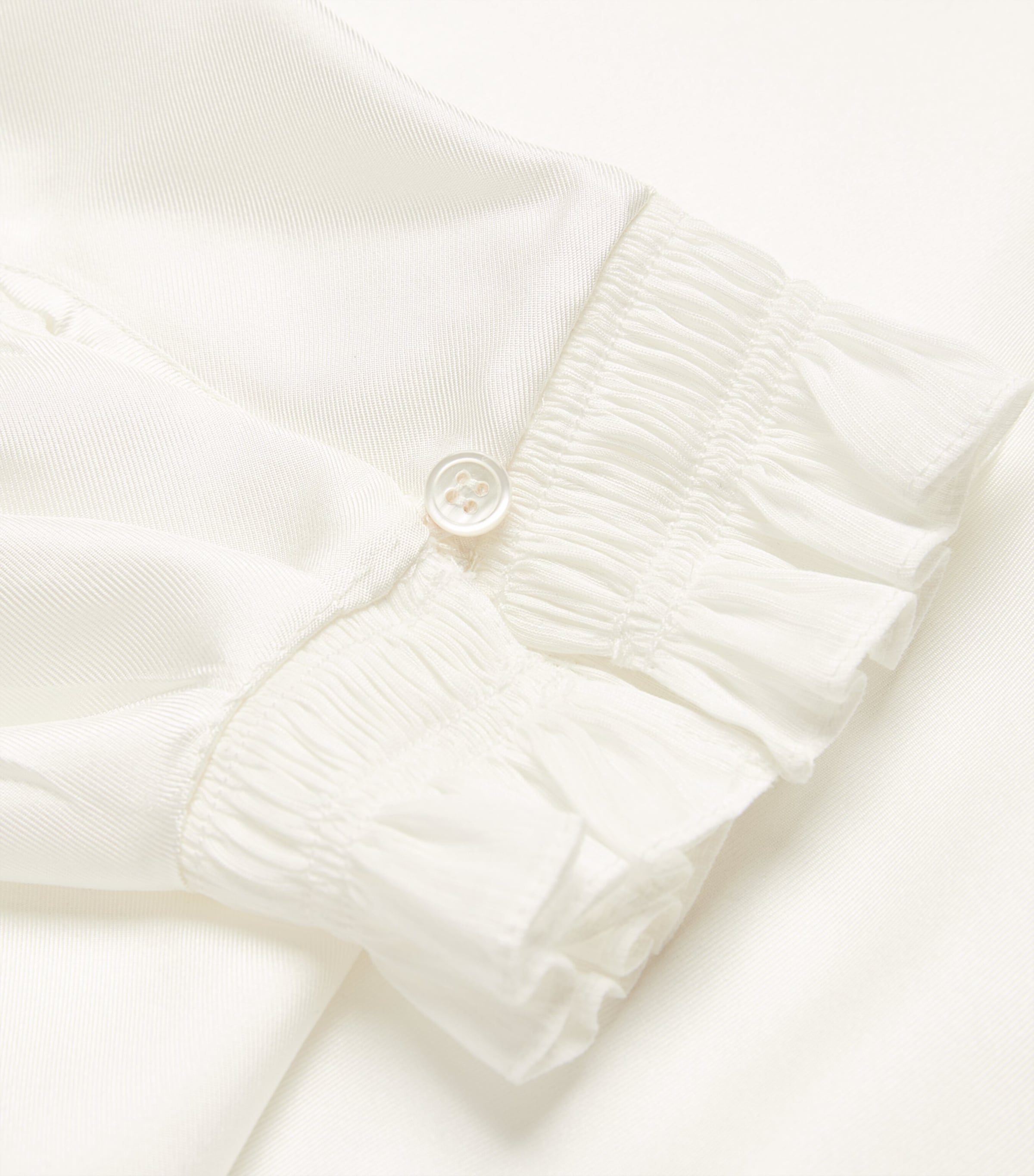 Silk Gathered-Collar Shirt ECRU Image 5