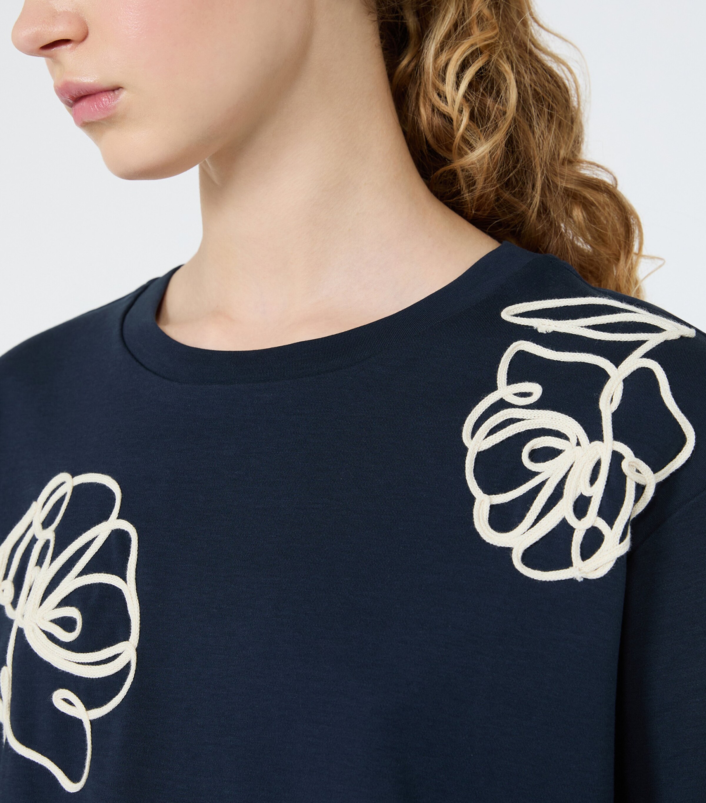 Weekend Max Mara Womens Cotton Embroidered Flower T-Shirt Navy Image 6