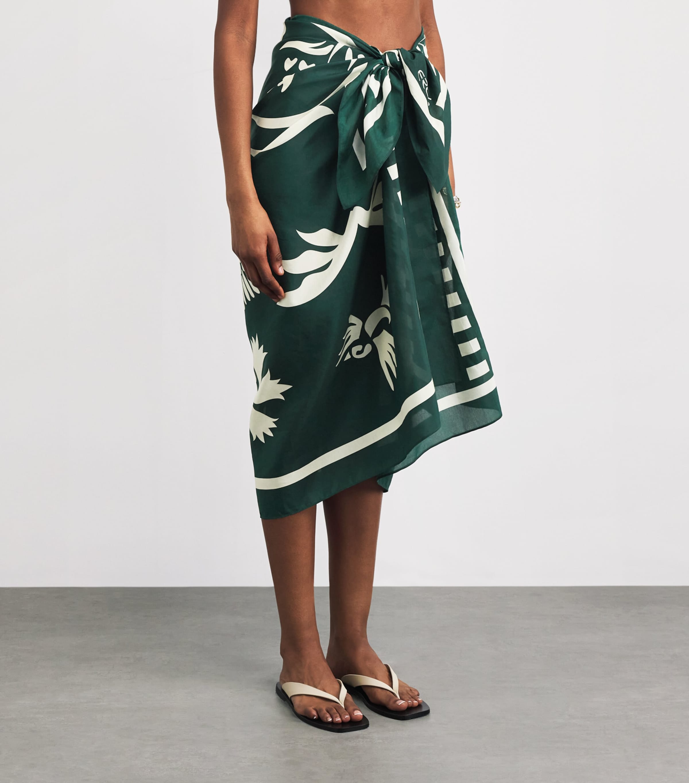 Eres Womens Silk-Cotton Mandapa Sarong Scarabee/pan Image 4