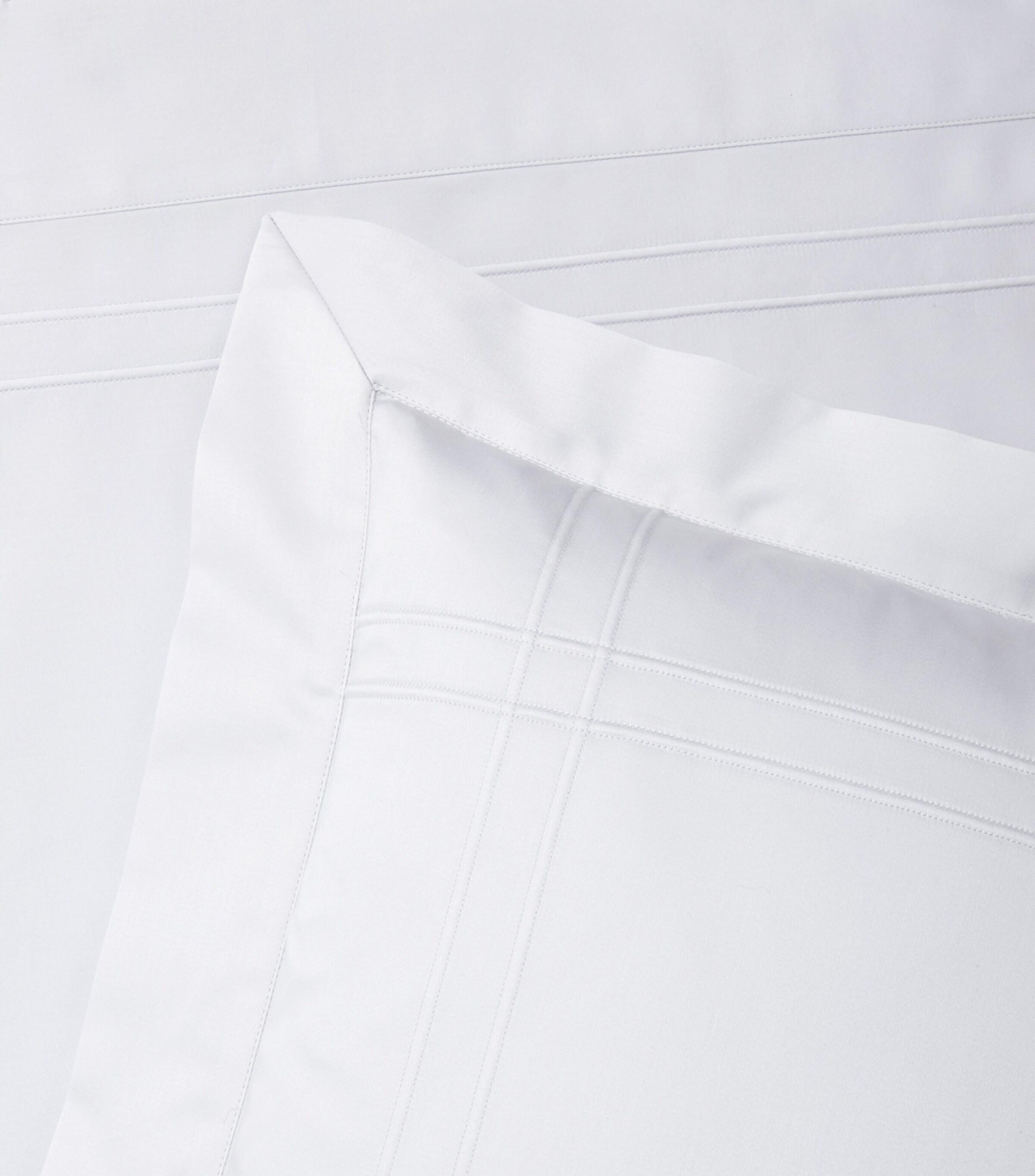 Yves Delorme Couture Cotton Adagio Square Oxford Pillowcase (65cm x 65cm) Brume Image 5