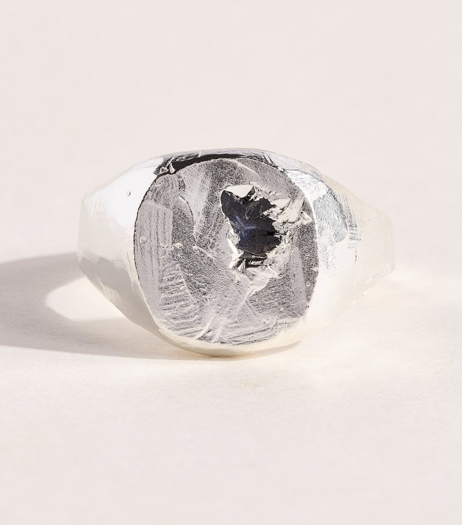 THE OUZE Sterling Silver and Sapphire Una Signet Ring Silver/blue Image 1