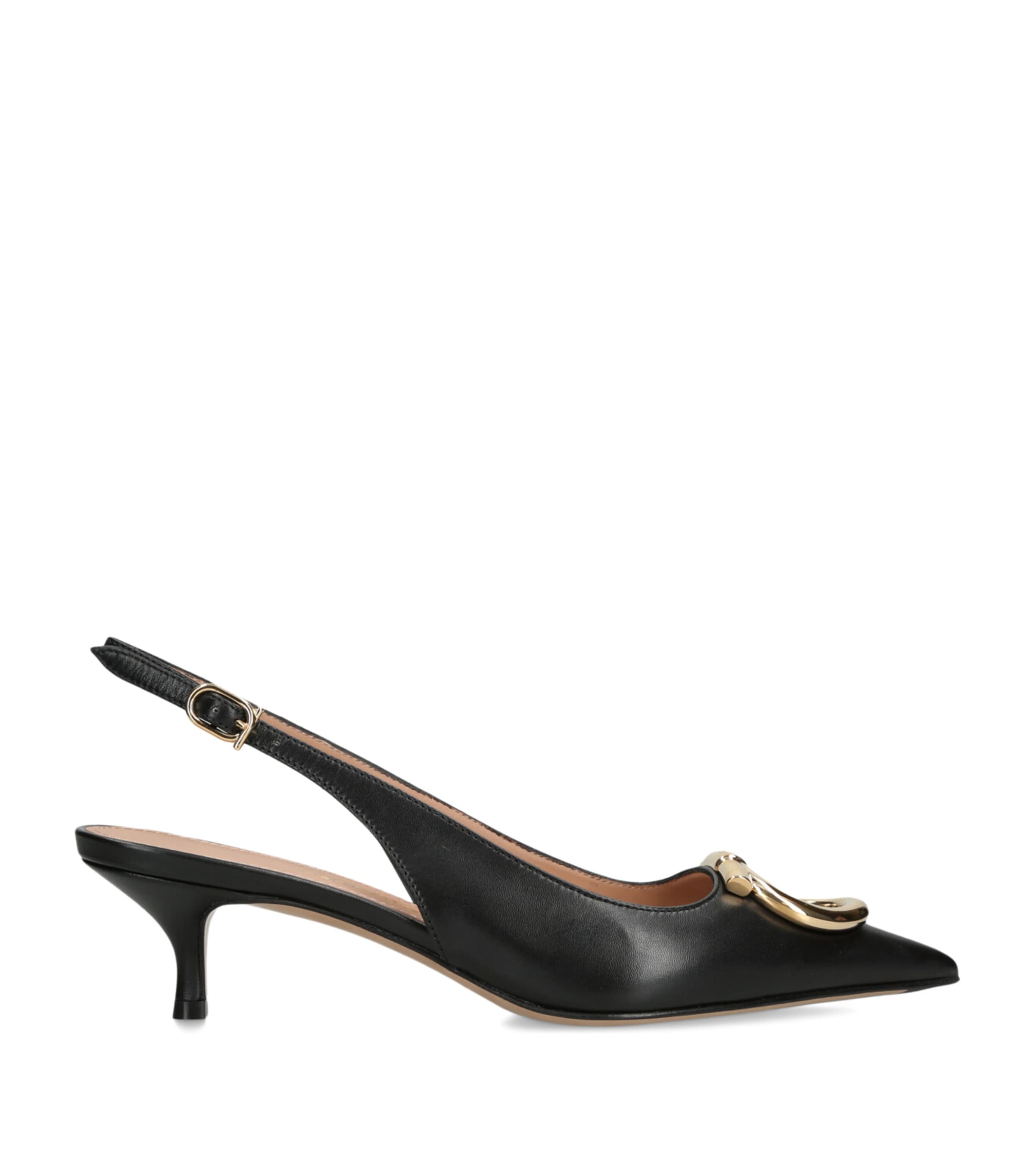 Ferragamo Deccollet Sara In Leather With Gancini Detail In Black