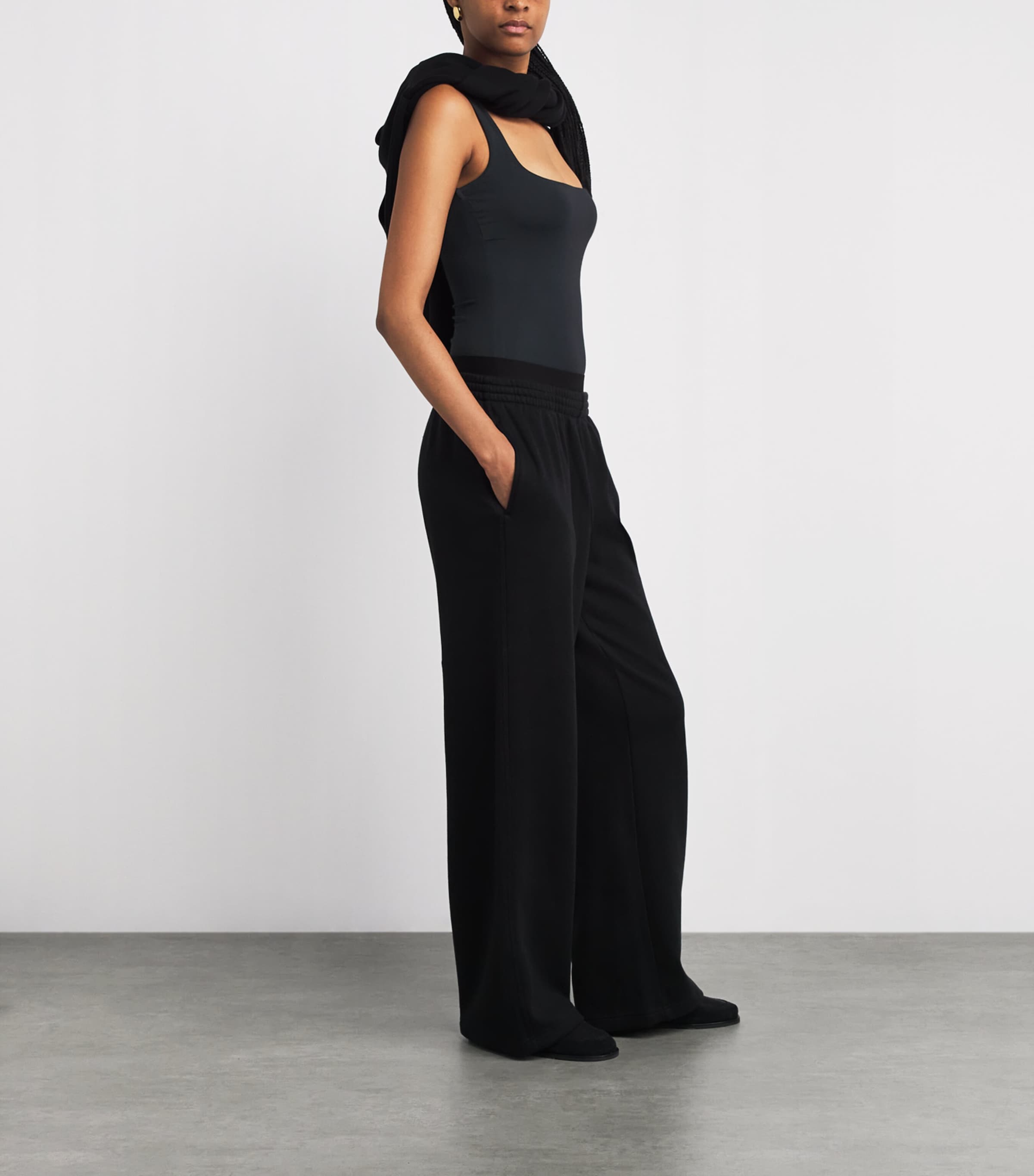 Smooth Layers Square-Neck Cami Top OBSIDIAN Image 2