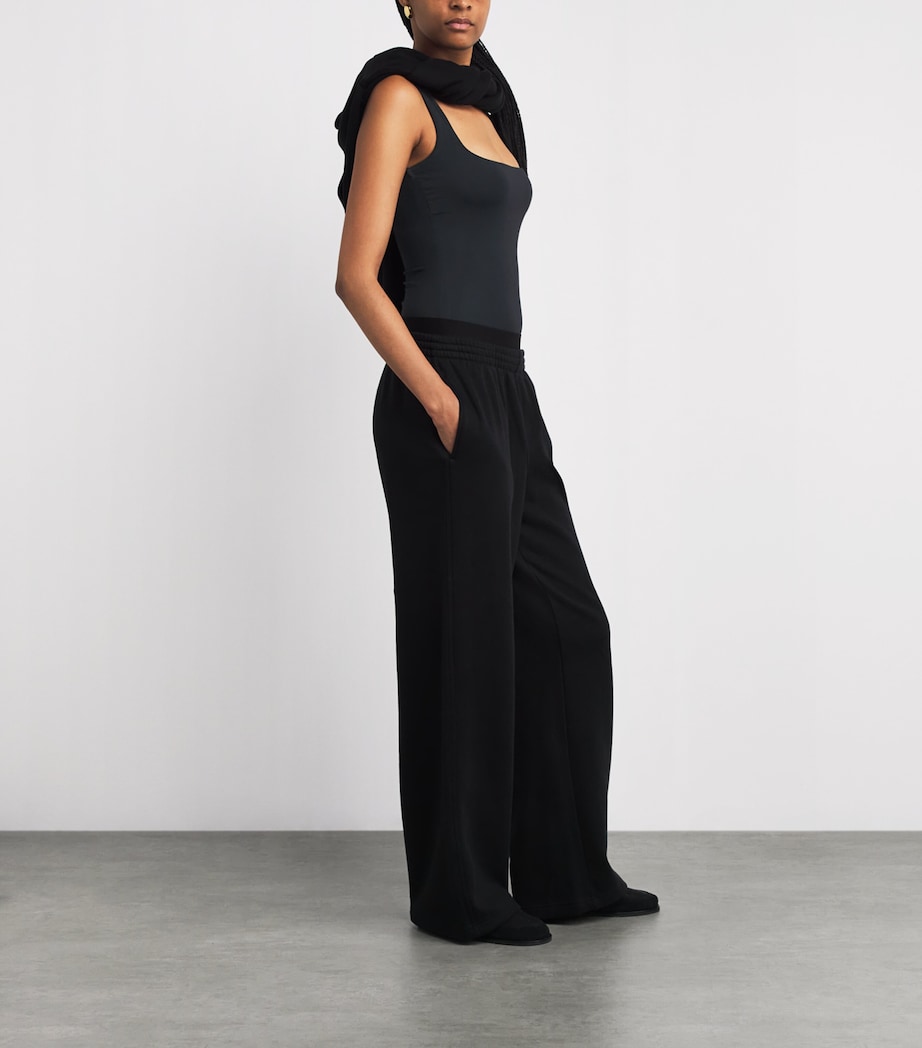 Smooth Layers Square-Neck Cami Top OBSIDIAN Image 2