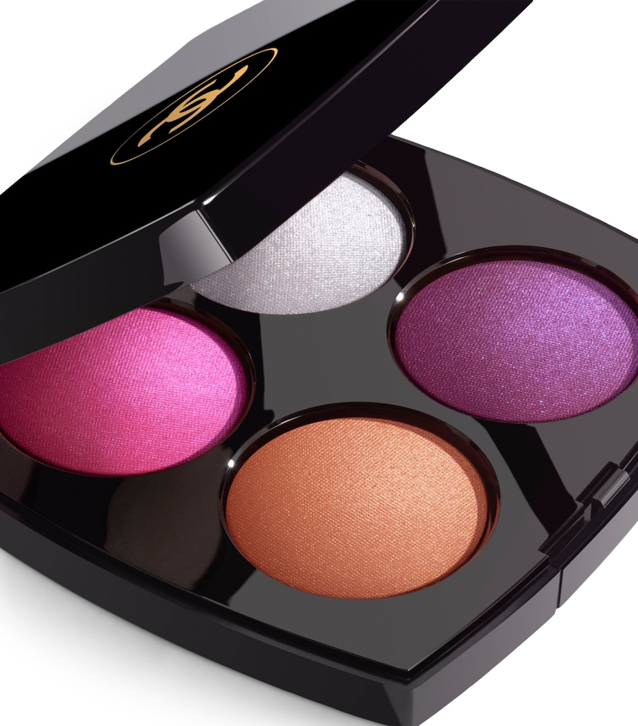 CHANEL ENCHANTED NIGHT Eyeshadow & Blush Palette Image 2
