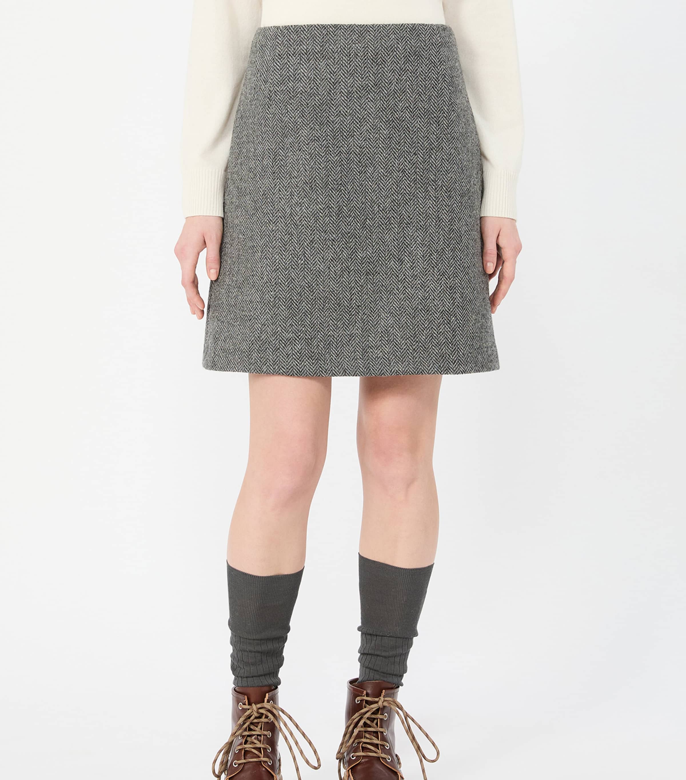 Weekend Max Mara Womens Virgin Wool Herringbone Mini Skirt Dark Grey Image 3