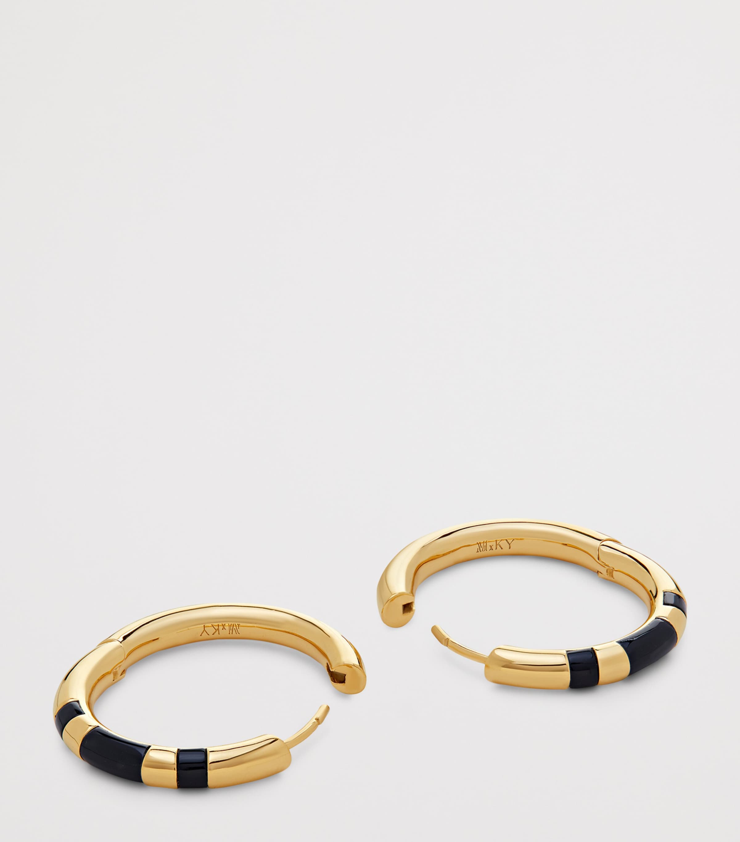 x Kate Young Medium Gold Vermeil and Black Onyx Hoop Earrings 18K GOLD VERMEIL Image 2
