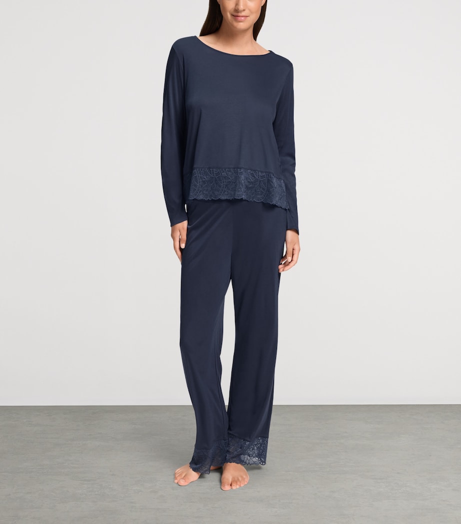 Hanro Womens Lace-Trim Long-Sleeve Pyjamas Deep Navy Image 2
