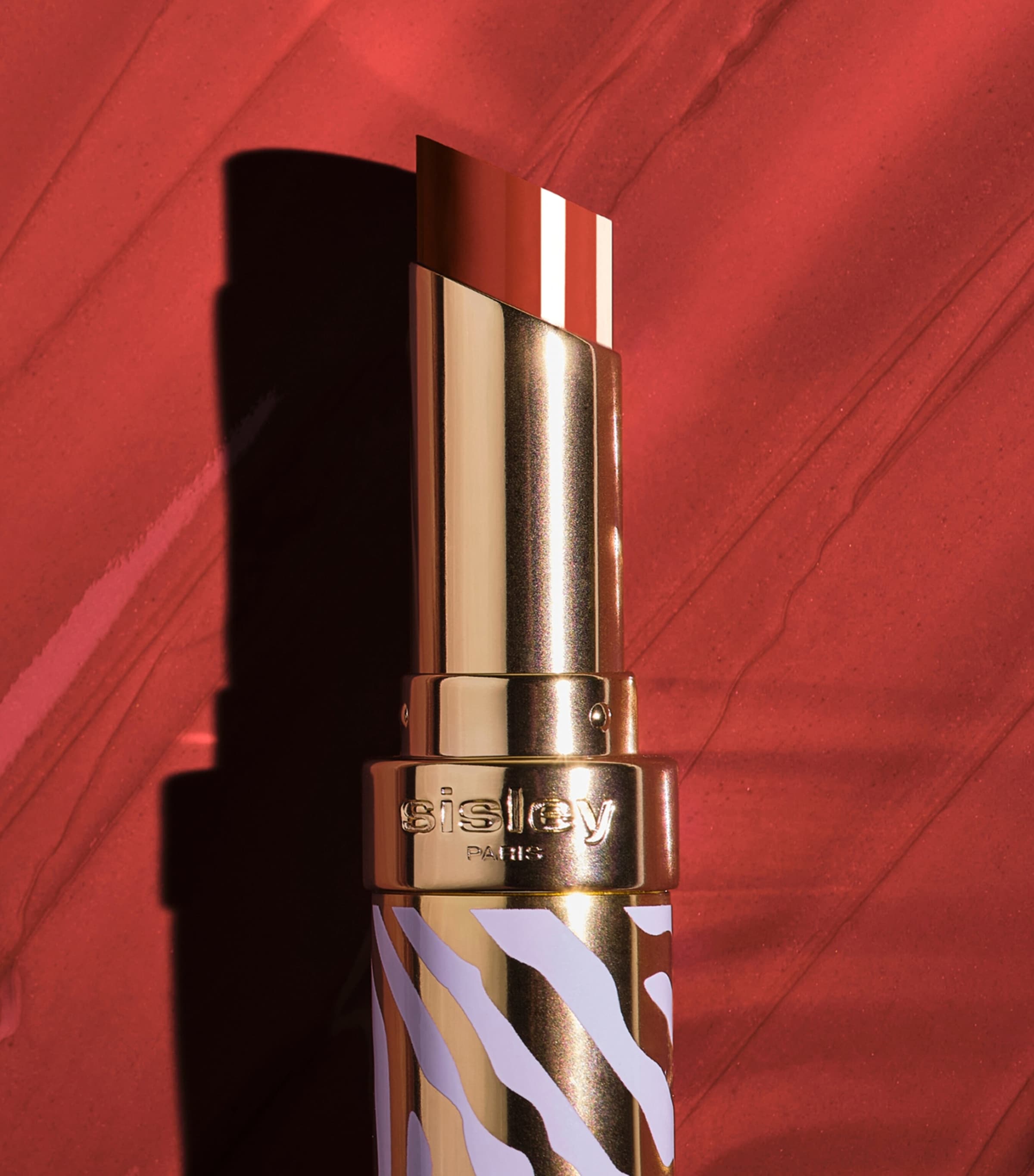 Sisley Le Phyto-Rouge Shine Lipstick Sheer Scarlet Image 2