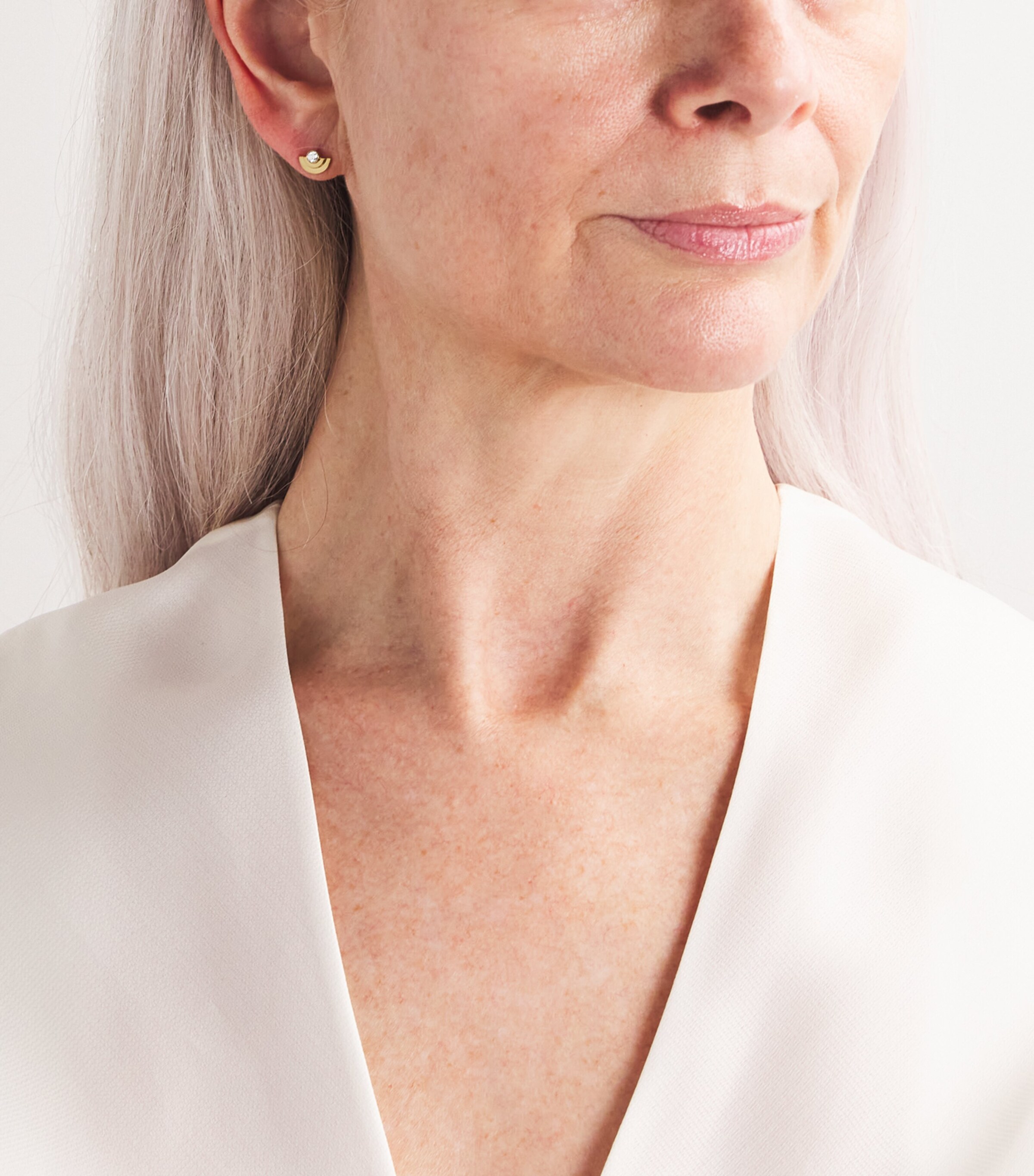 Yellow Gold and Diamond Staircase Single Stud Earring YELLOW GOLD Image 2