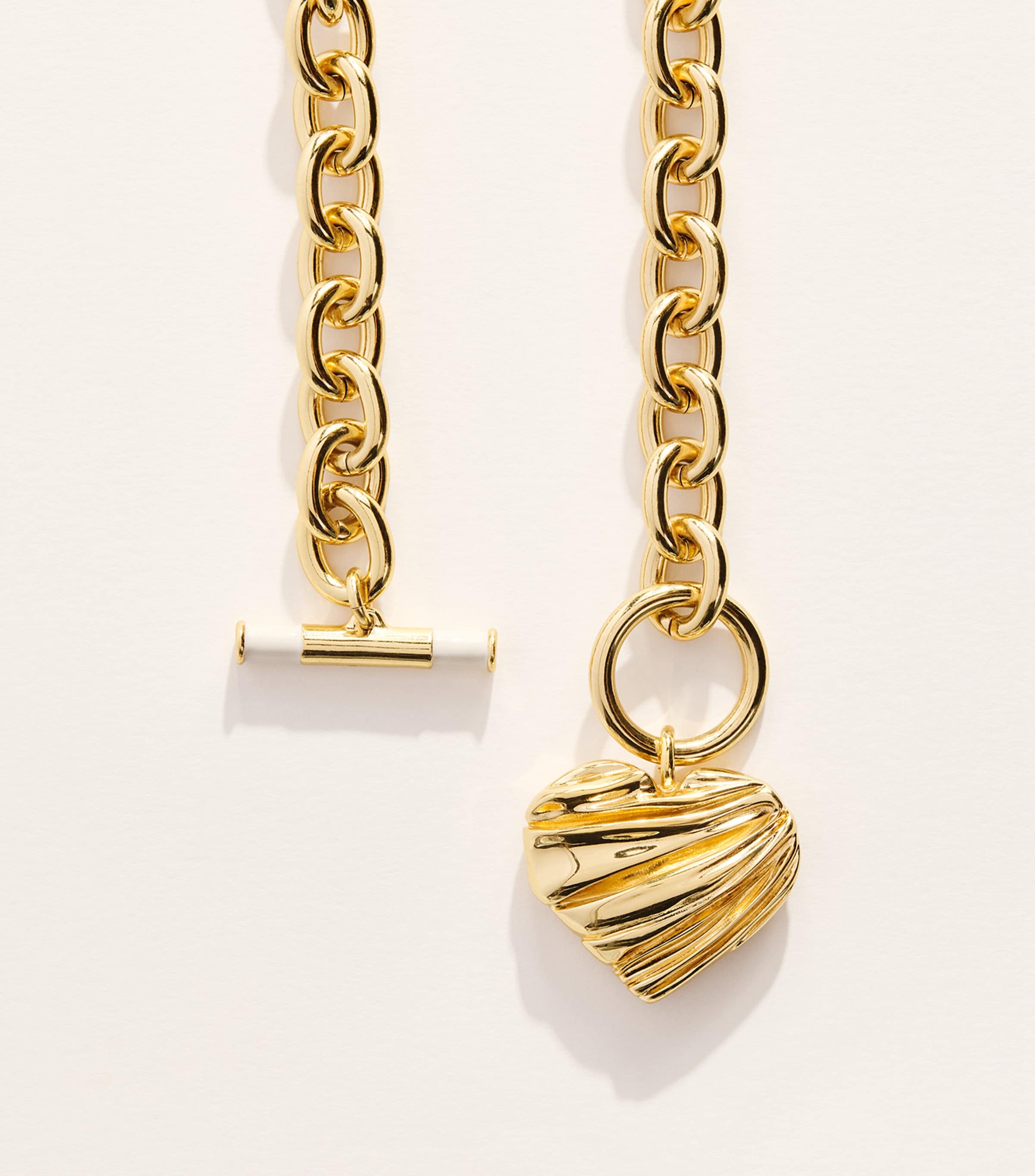 Chloé Heart Pendant Necklace Gold Ivory Image 3