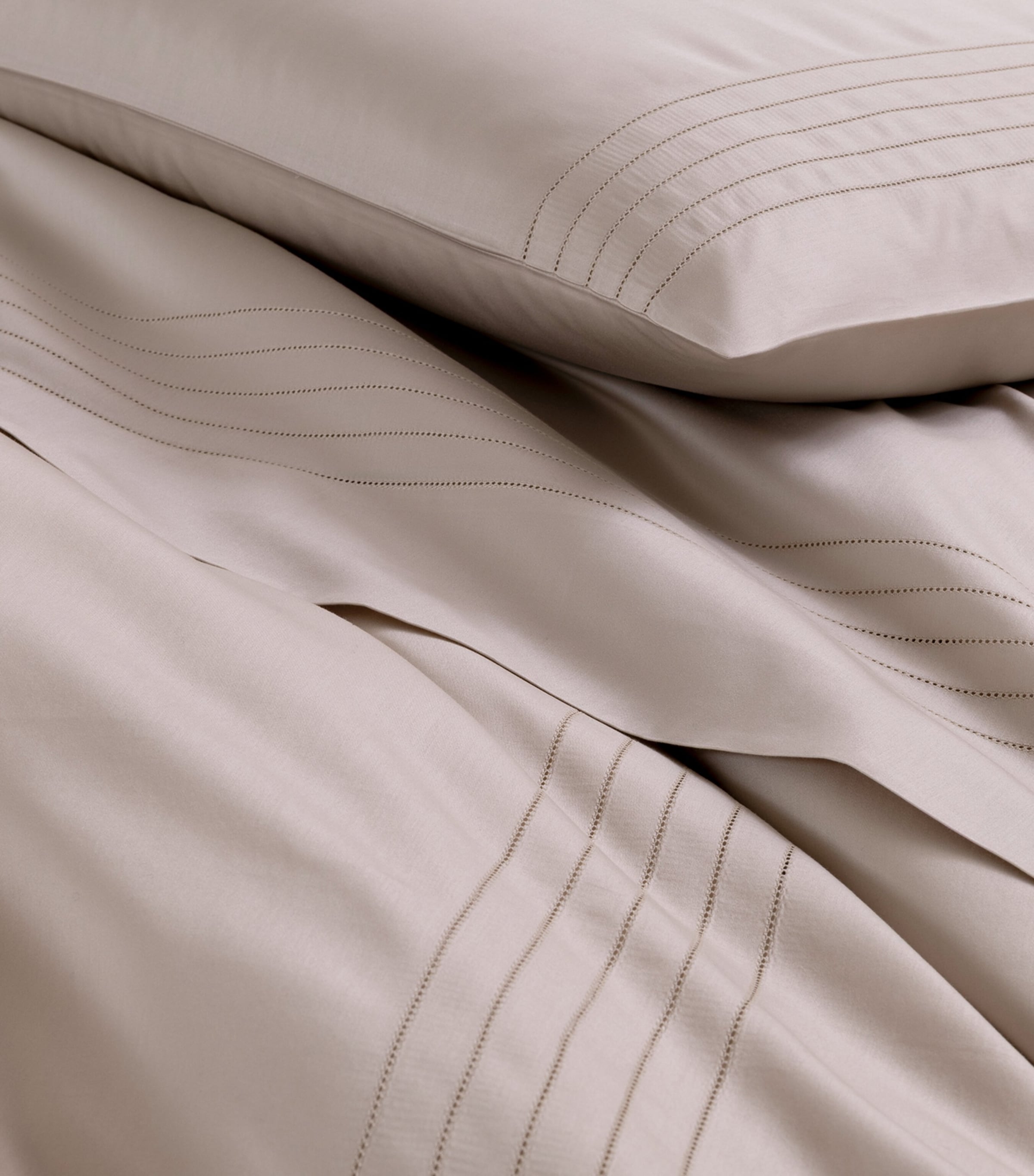 Frette Lush Ajour Duvet Cover (260cm x 240cm) Greige Image 3