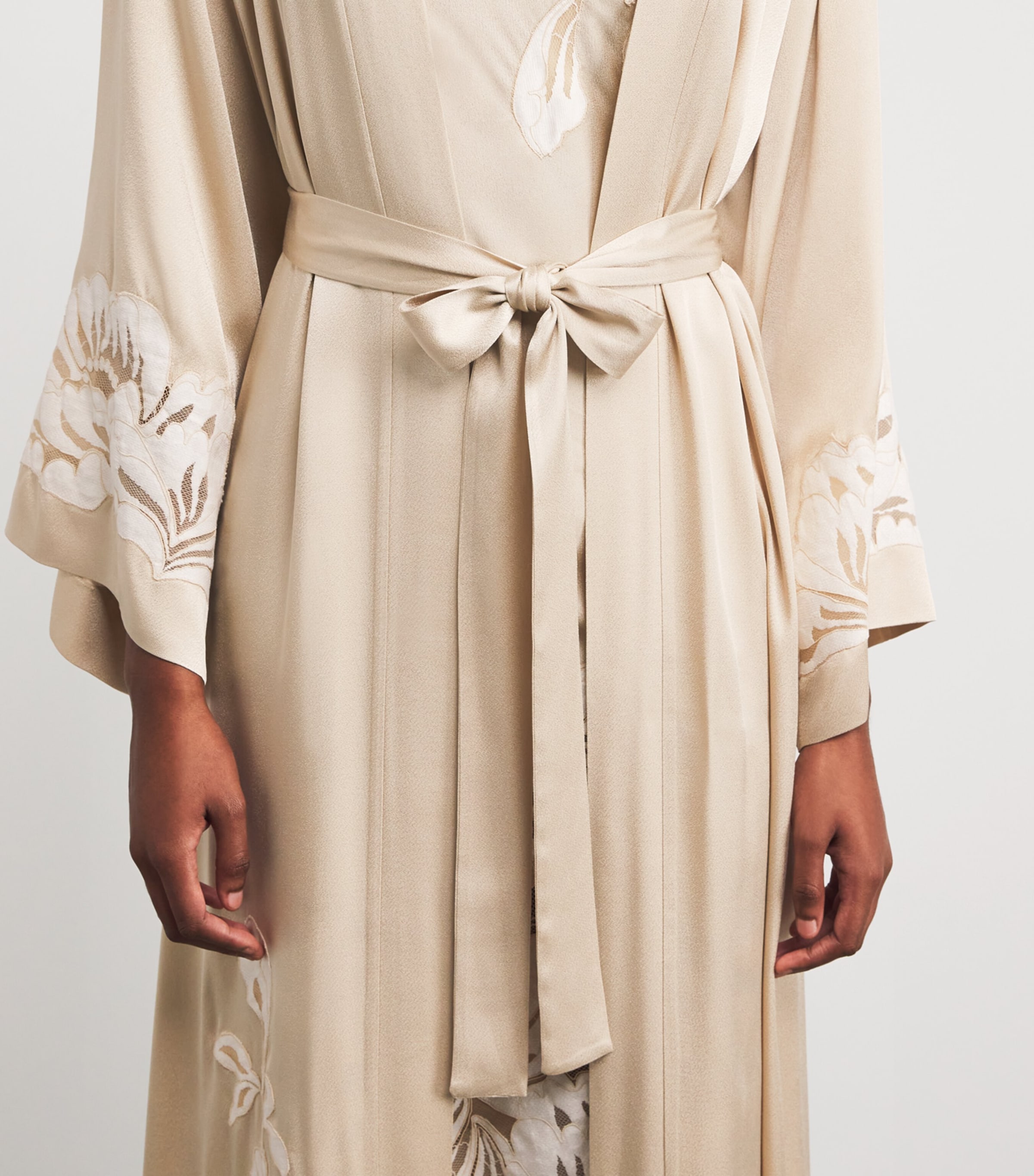 Bocan Womens Satin Embellished Dalia Robe (XS/S) Beige Image 4