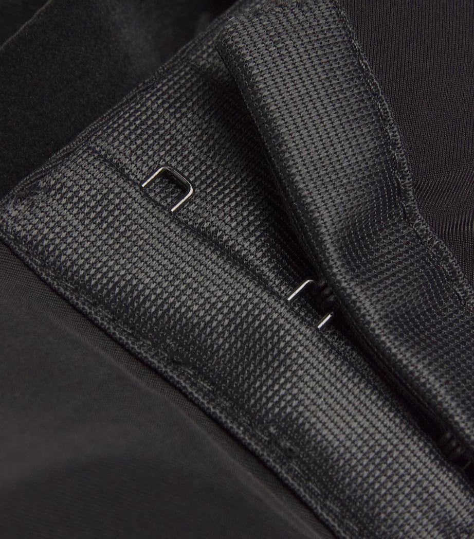 Suspender Belt 000 BLACK Image 4