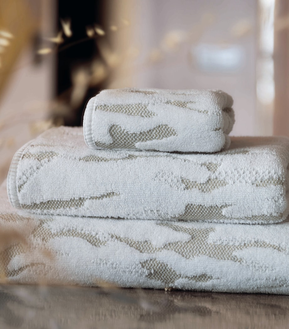 Stratus Washcloth (30cm x 30cm) WHITE Image 2