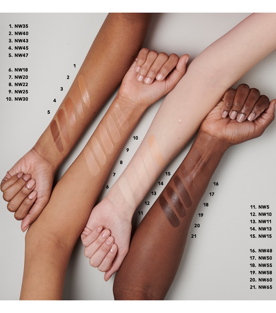 Studio Radiance Serum-Powered Foundation (30ml) NW18 Image 4