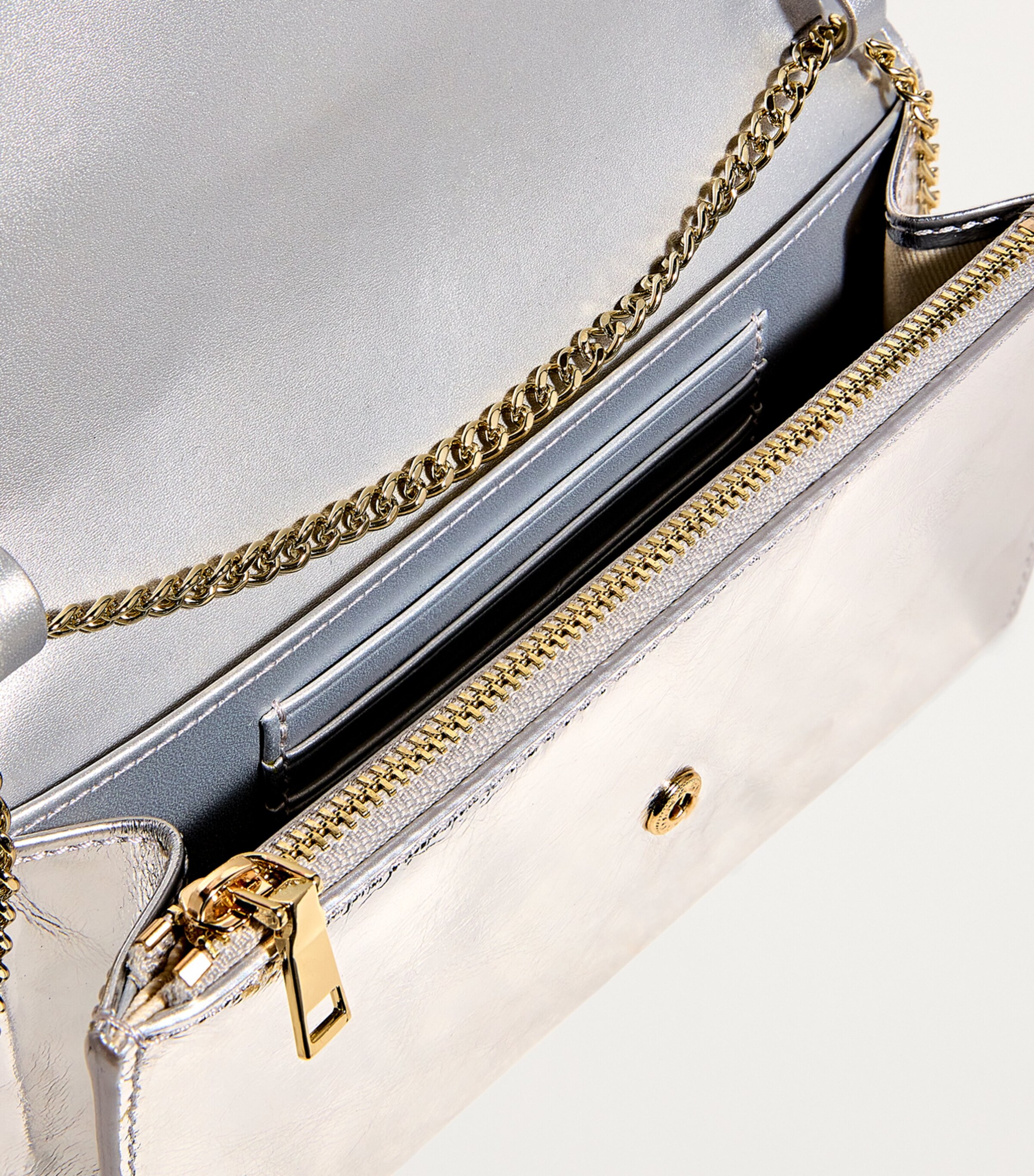 Metallic Leather Clover Clutch Bag SILVERY Image 4