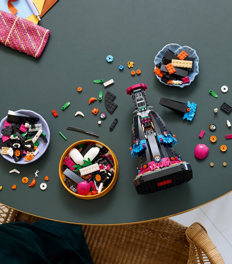 Lego Ideas La Catrina 21372 Image 3