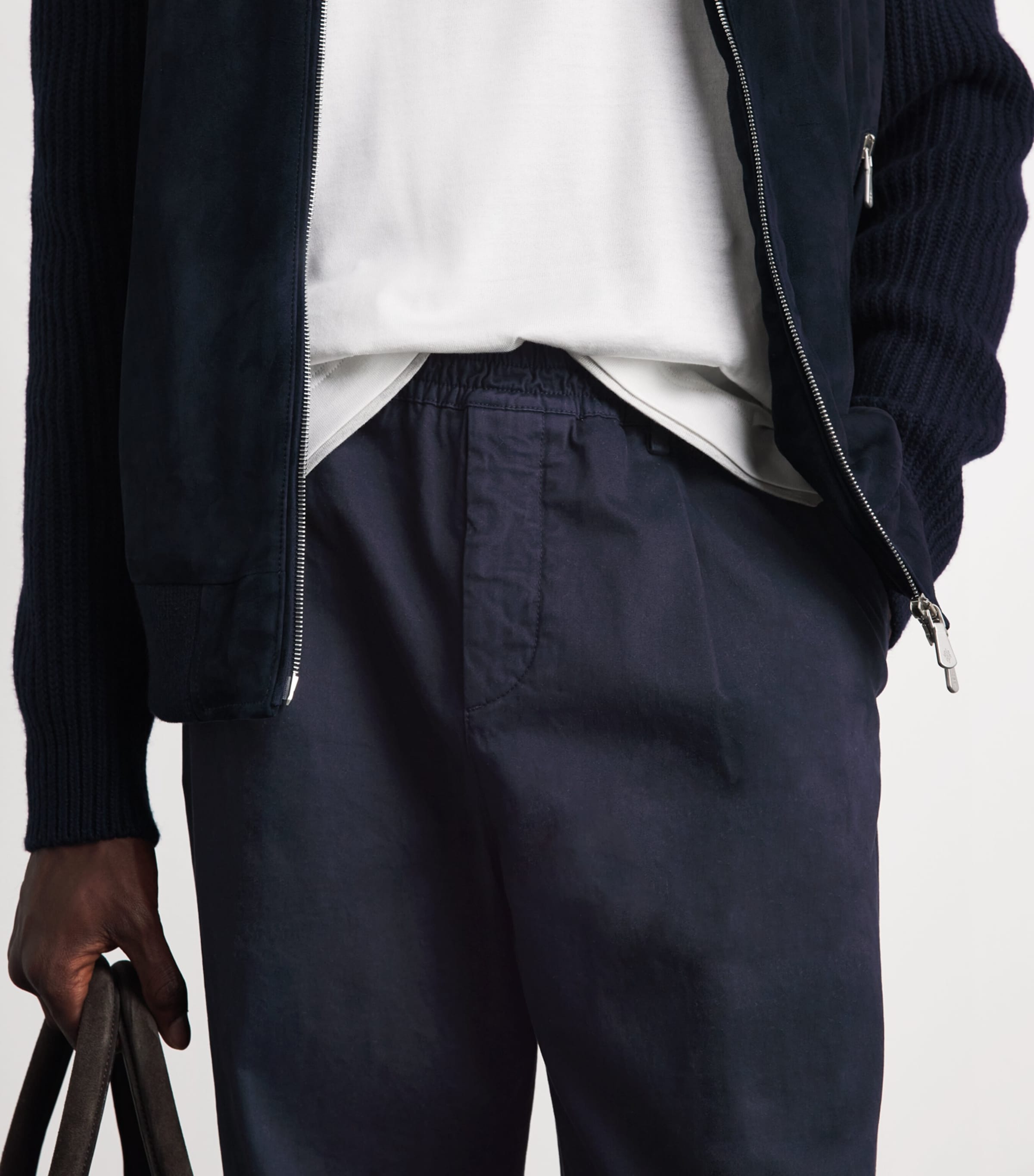 Eleventy Mens Stretch-Cotton Pleated Straight Trousers Blu Image 3