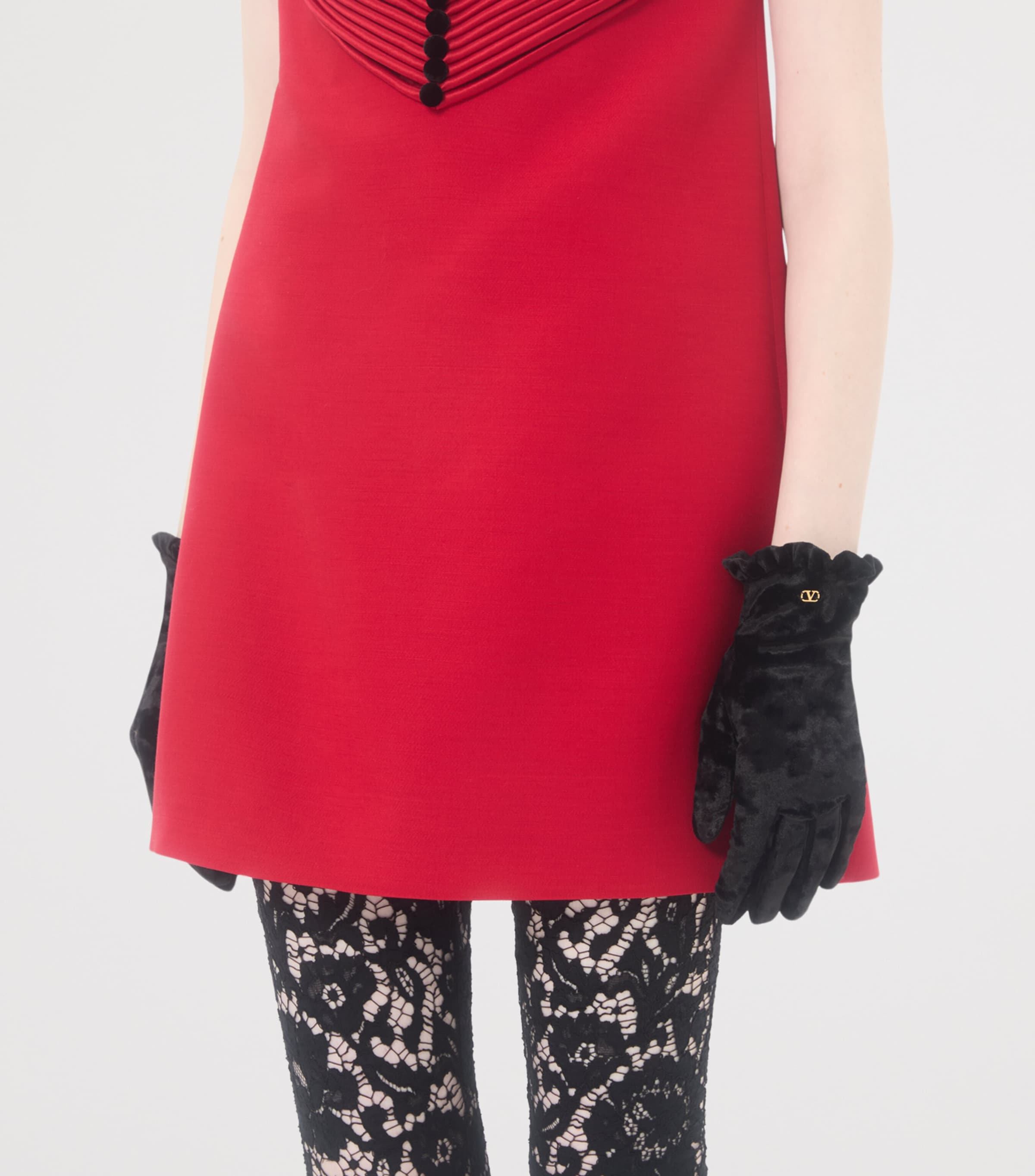 Chenille VLogo Signature Gloves N06 Image 2