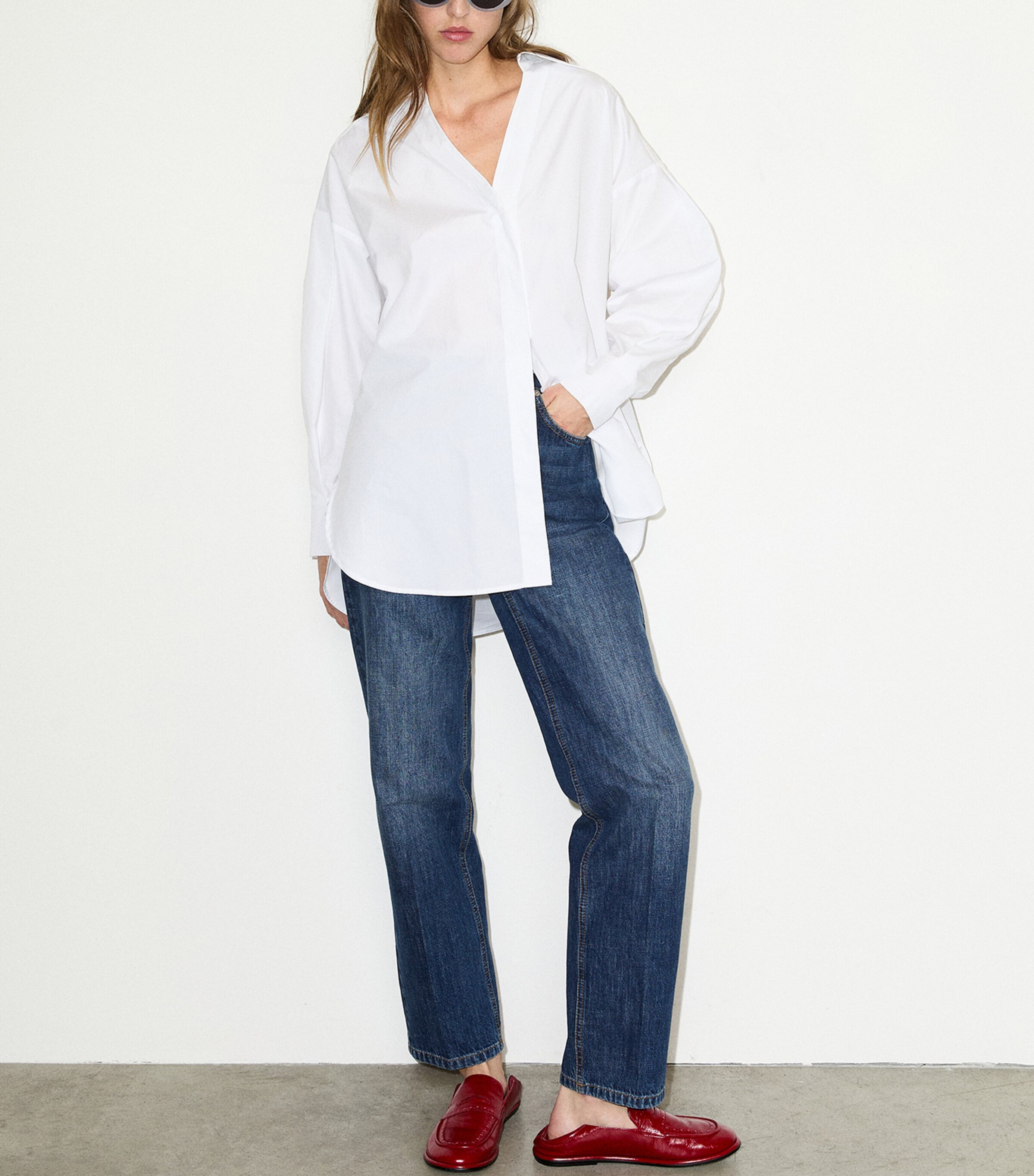 MAX&Co. Womens Straight Mid-Wash Jeans Navy Image 5