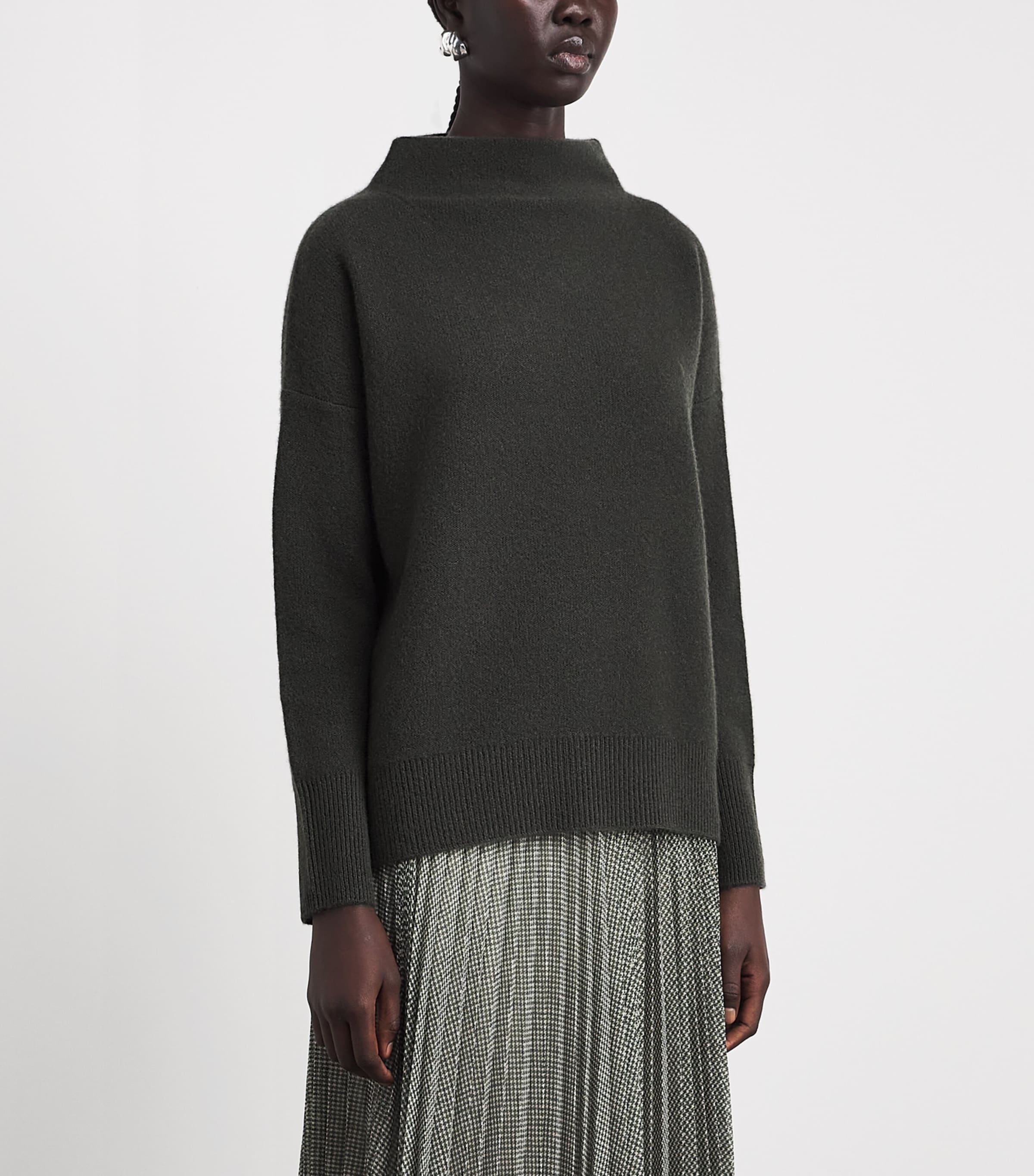 Vince Womens Cashmere Funnel-Neck Sweater Dark Moss Image 5